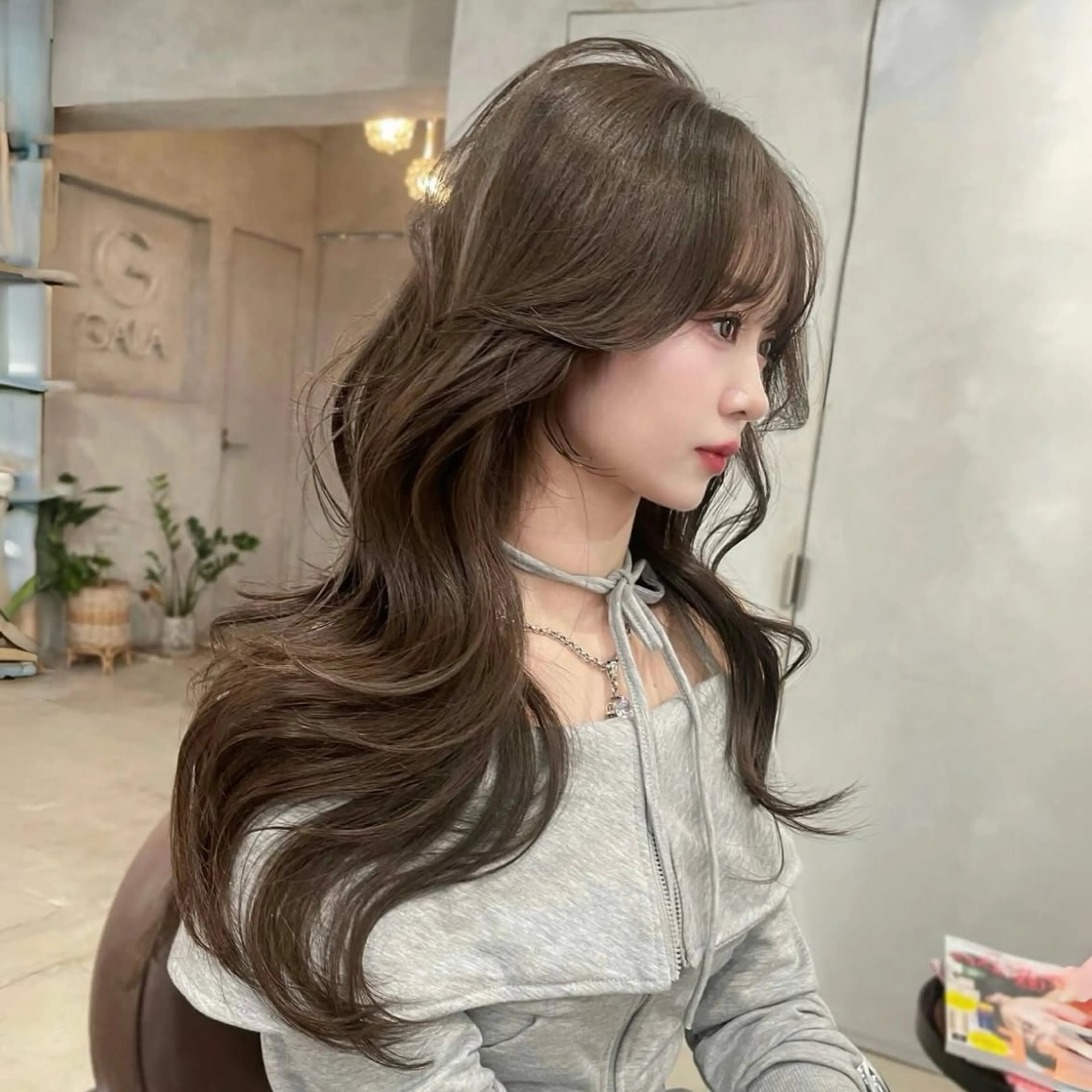 ロング カラー ケアカラー 透明感カラー グレージュ レイヤーカット モテ韓国ヘア/ レイヤー🤍RIKAのヘアスタイル