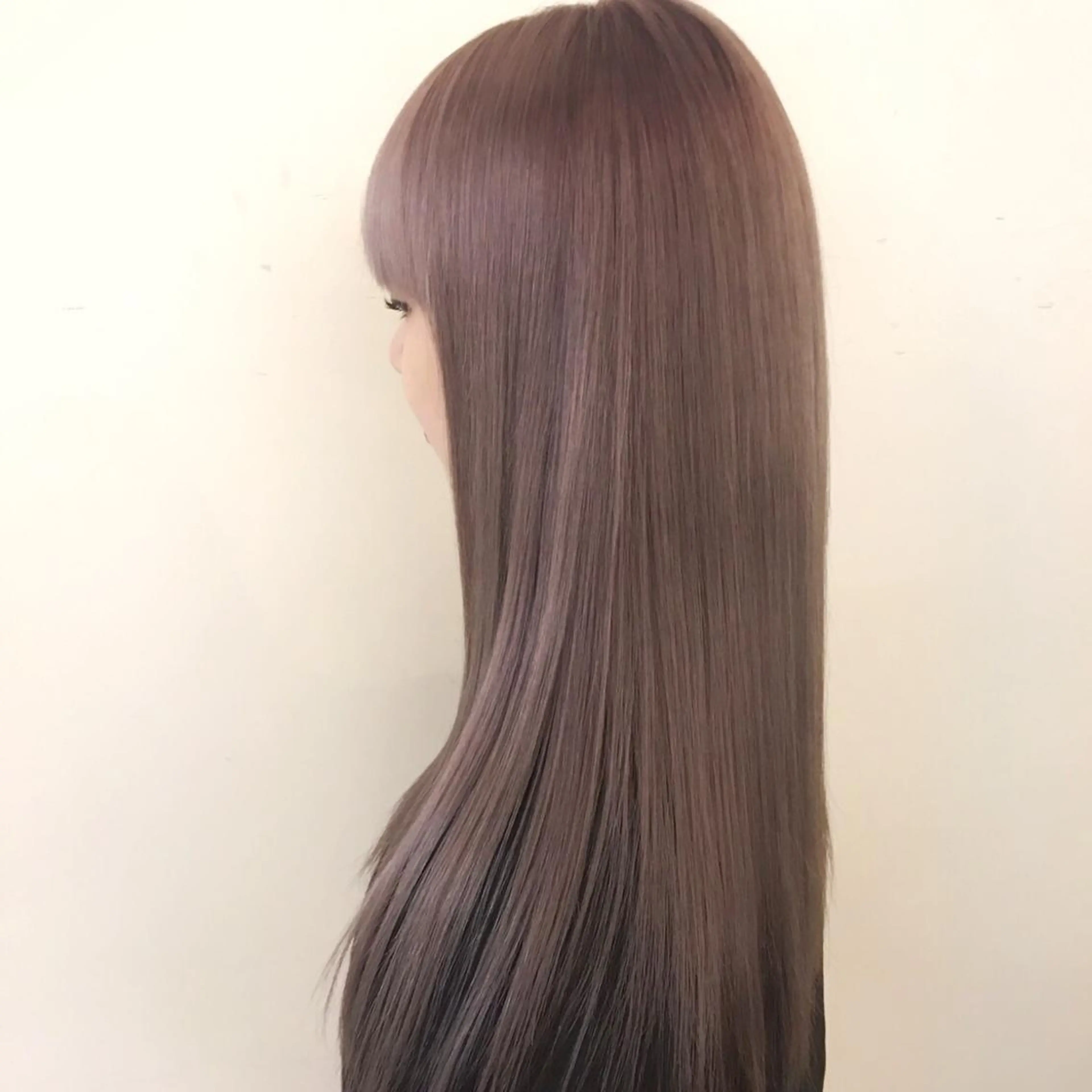 セミロング 可児 令路のヘアスタイル