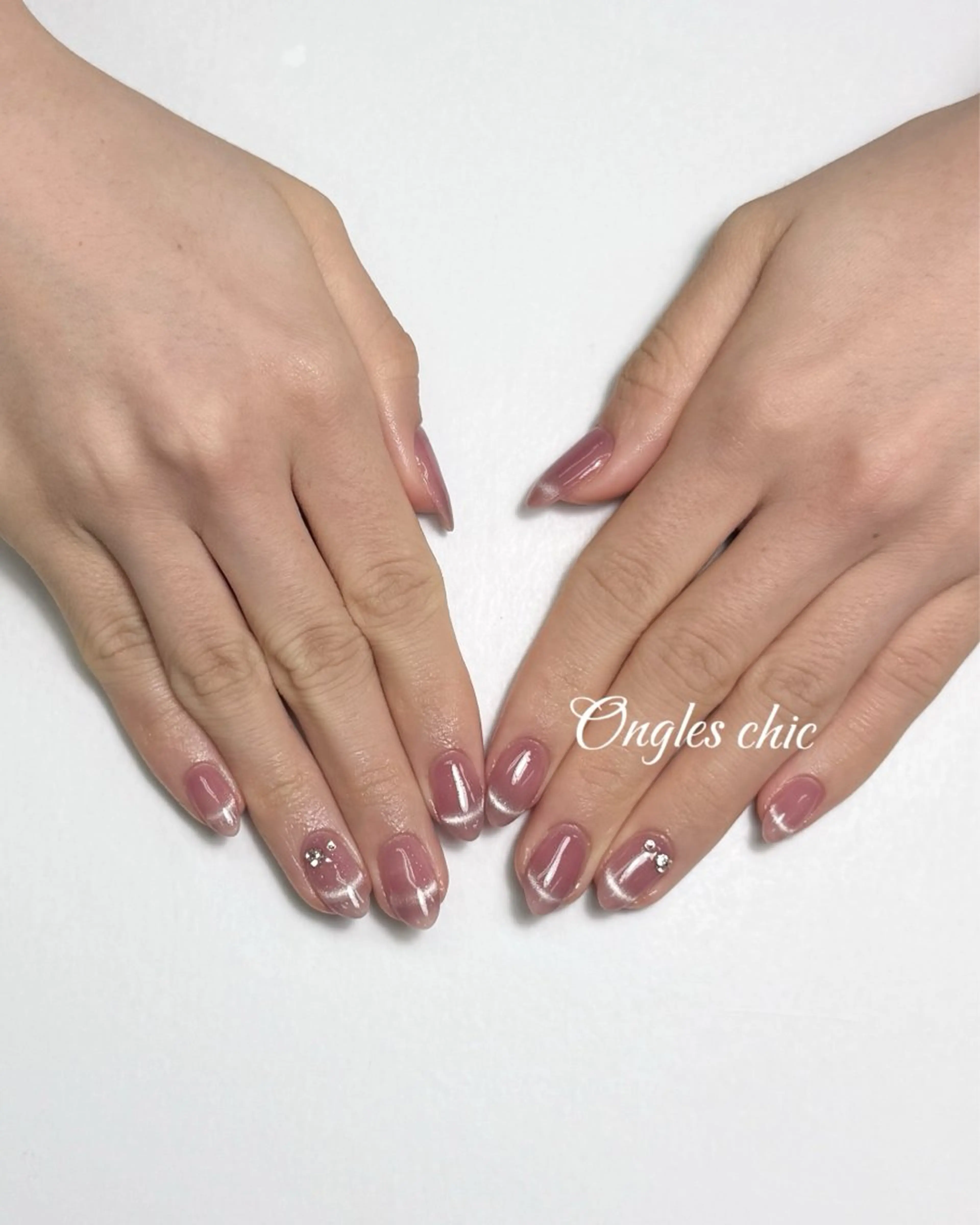 ネイル ハンドネイル ハンドケア ongles chicのネイルデザイン