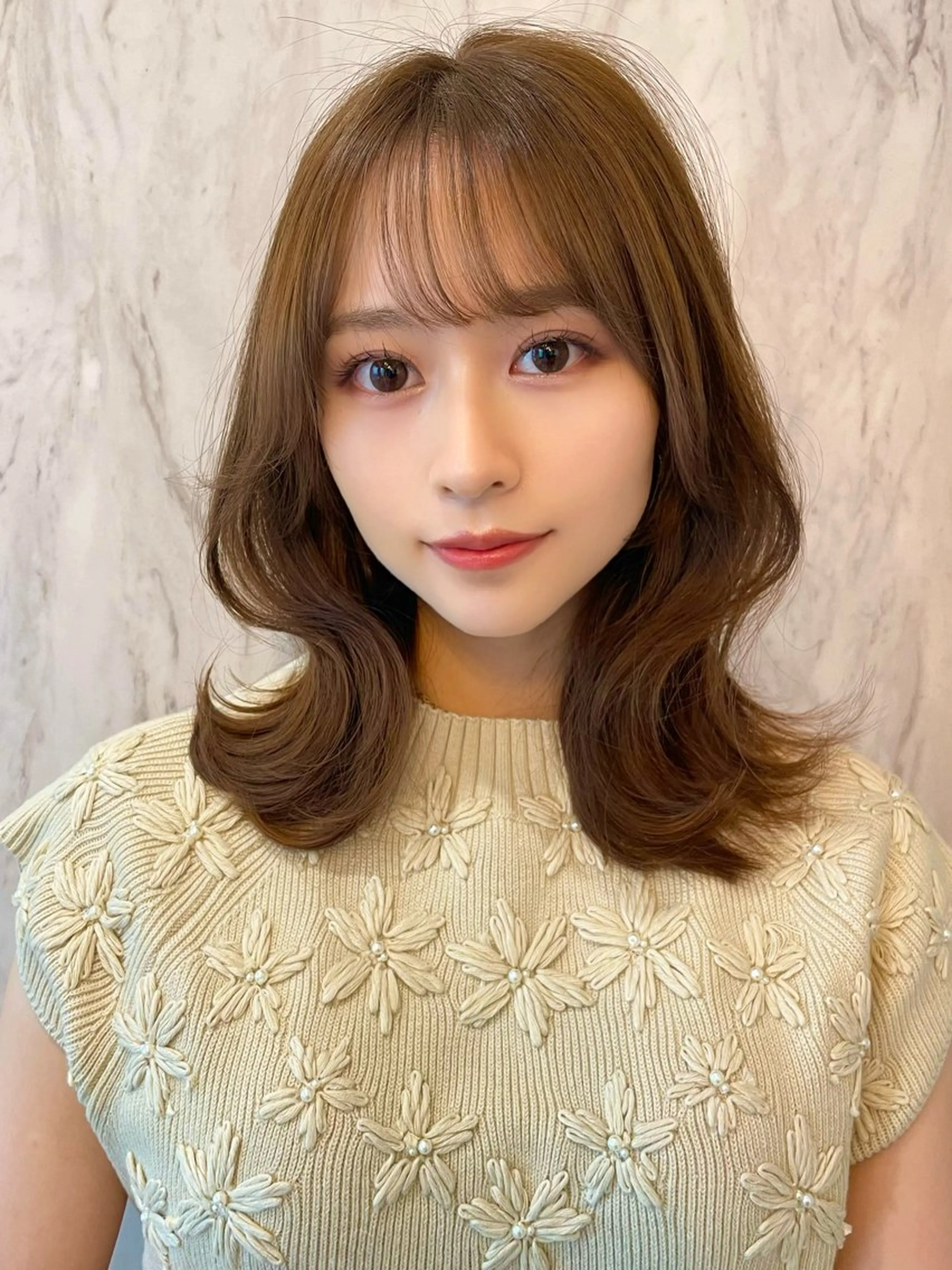 ミディアム カラー ブリーチ 透明感カラー ダブルカラー ブリーチなしカラー 韓国風ヘア カット ヘアカラー 韓国ヘア🤍顔周り/ 髪質改善✨/林遼一郎のヘアスタイル