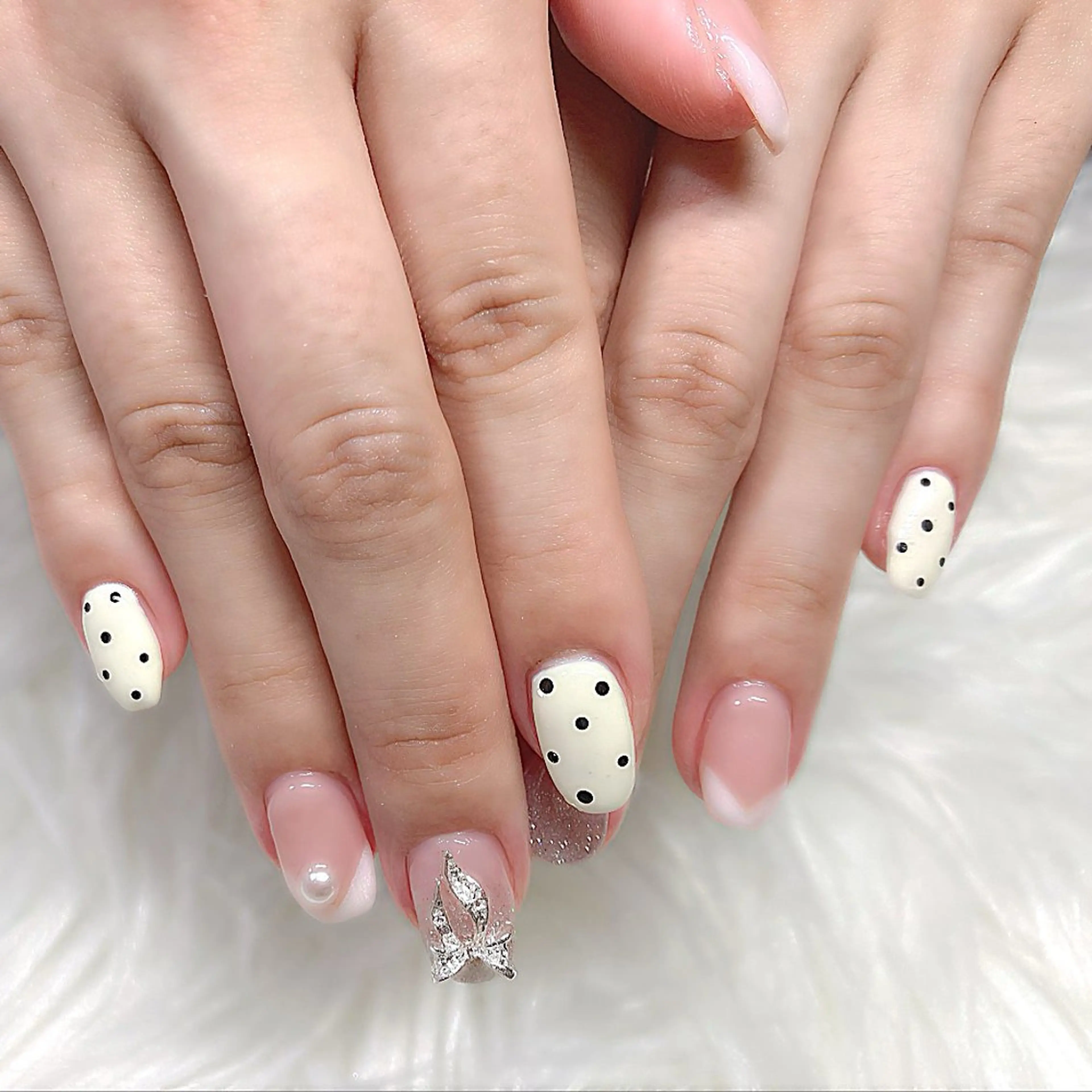 ネイル 中国整体院中の ネイルサロン💅のネイルデザイン