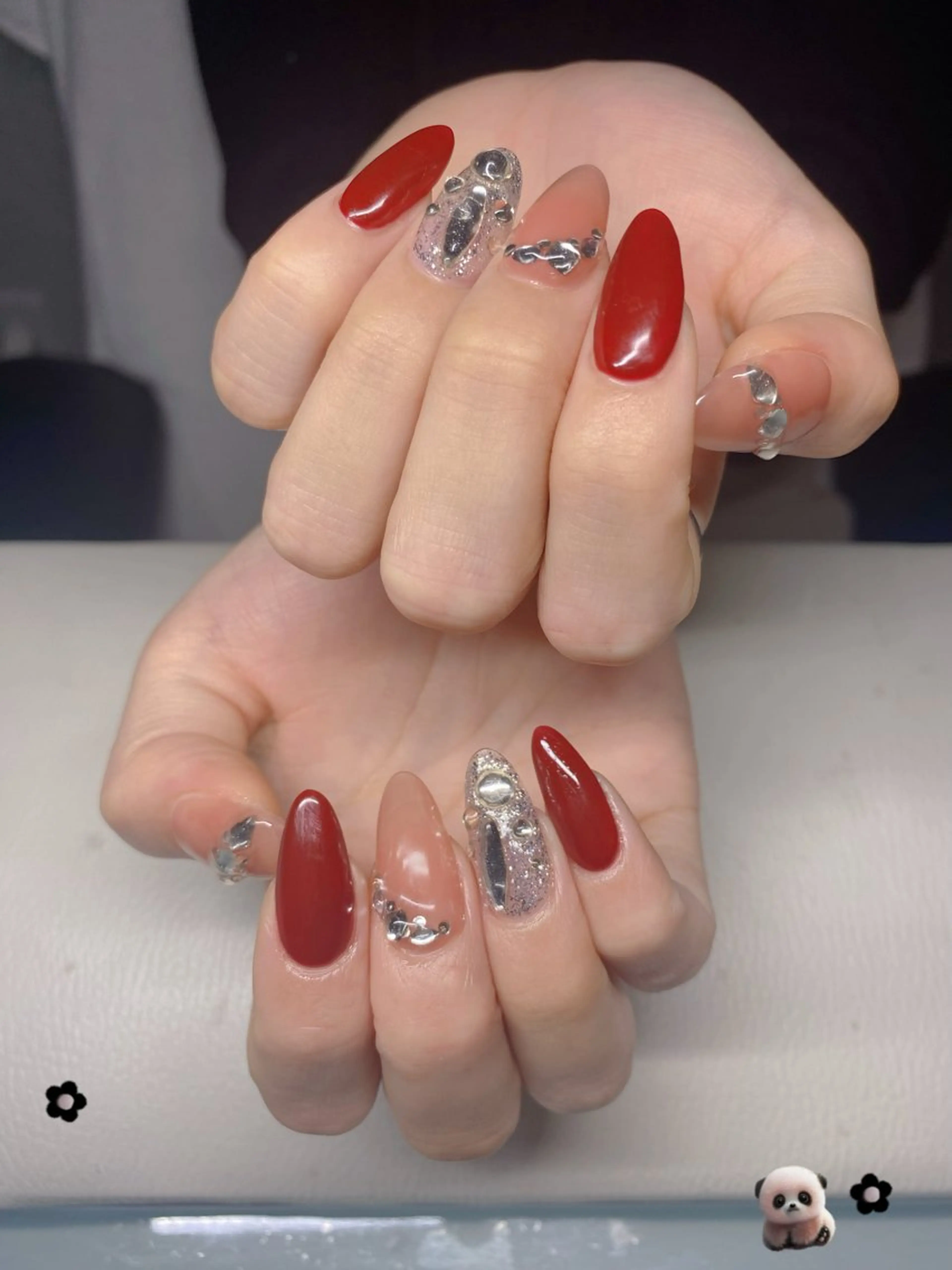 ネイル ストーンネイル ネイルチップ ハンドネイル ハンドケア Hi Beauty 渋谷(ネイル、ハイパーナイフ6、脂肪れいきゃく、マッサージ＆エステサロン)所属・Hi beauty 渋谷のネイルデザイン