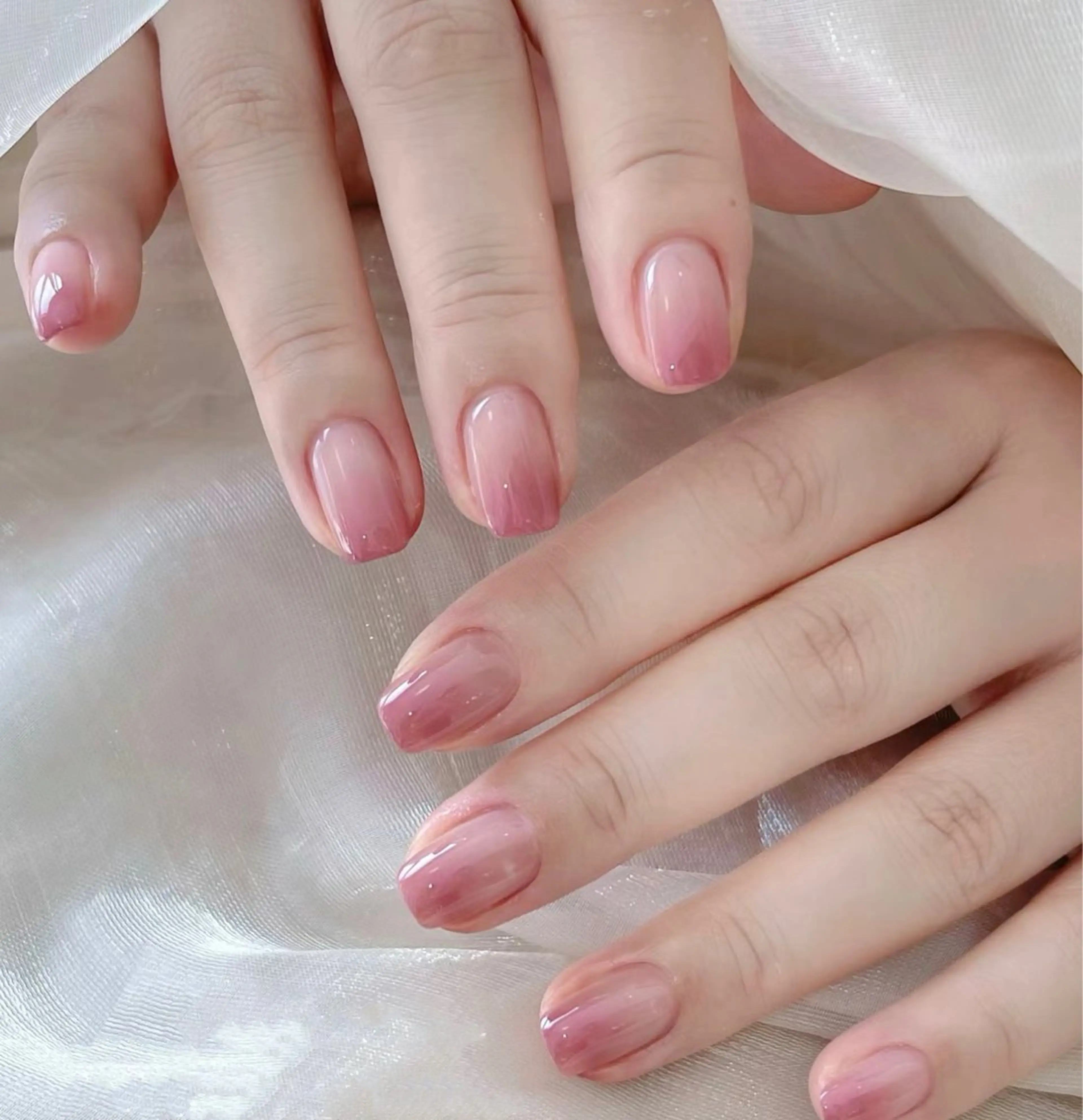 ネイル グラデーション ハンドネイル ハンドケア ⭐️Dreamy Nail⭐️のネイルデザイン