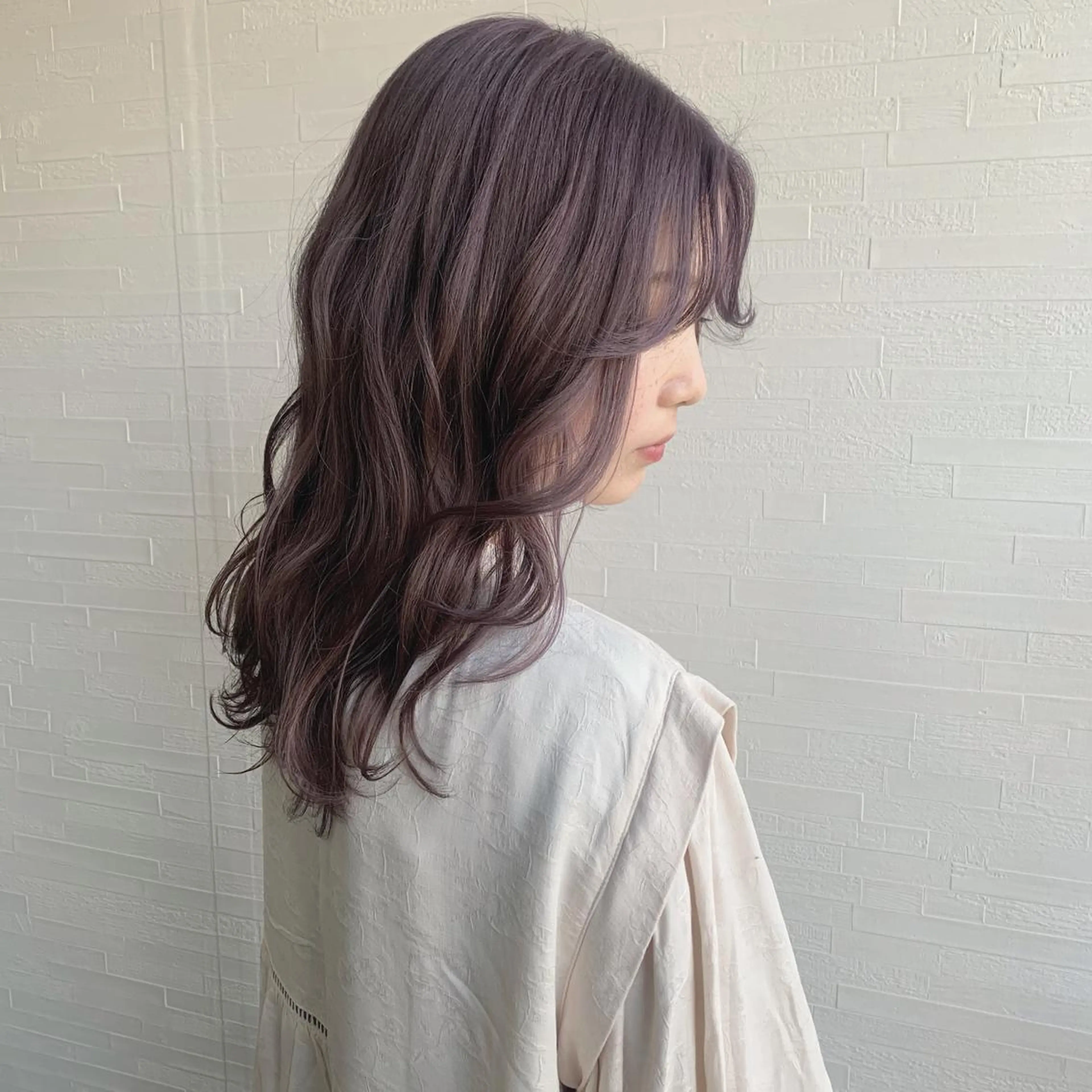 ミディアム カラー ベージュカラー ラベンダーカラー ラベンダーベージュ ヘアカラー 袴田 伊代のヘアスタイル