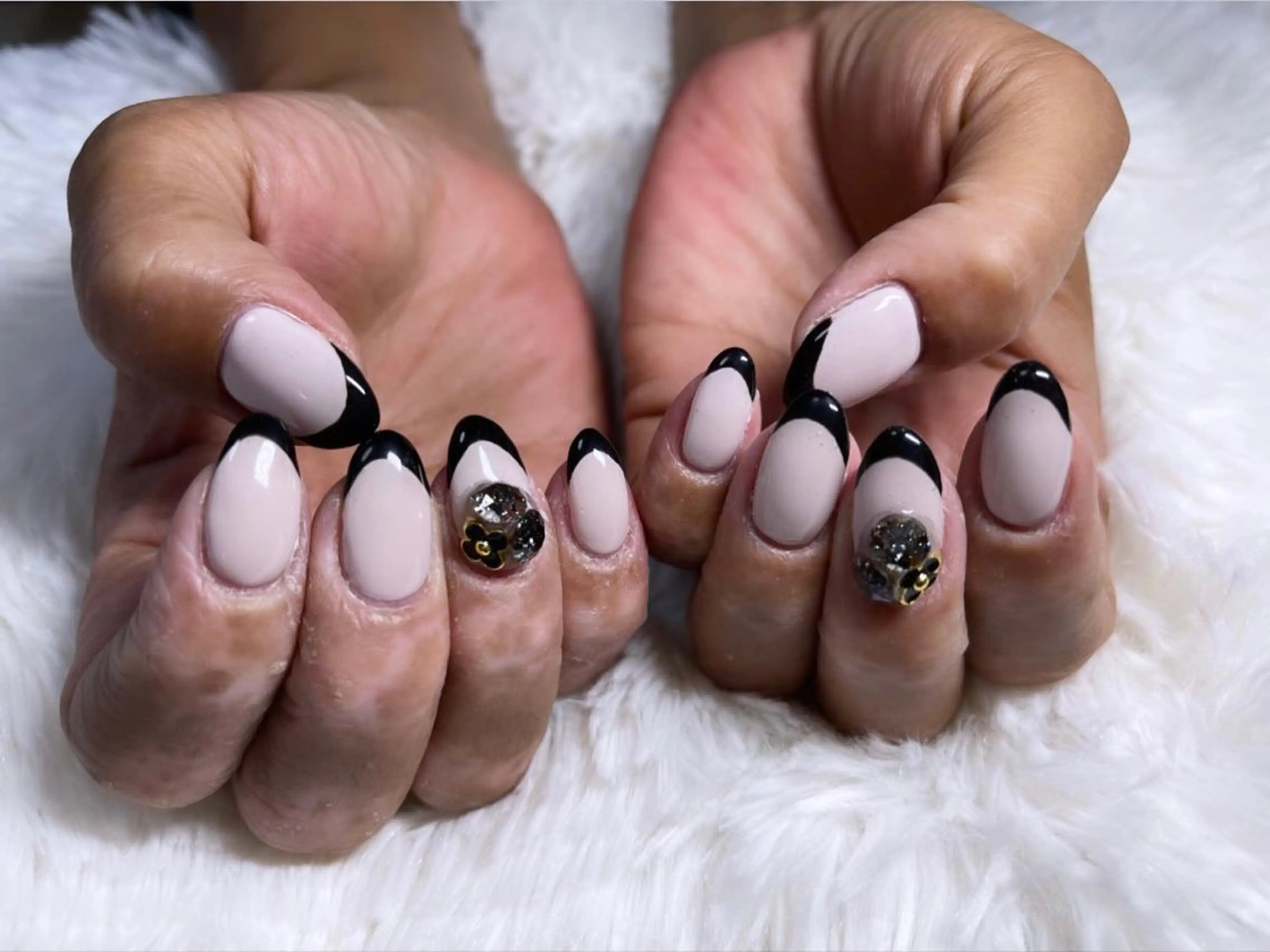 ネイル ハンドネイル R’s nailのエステ・リラクイメージ