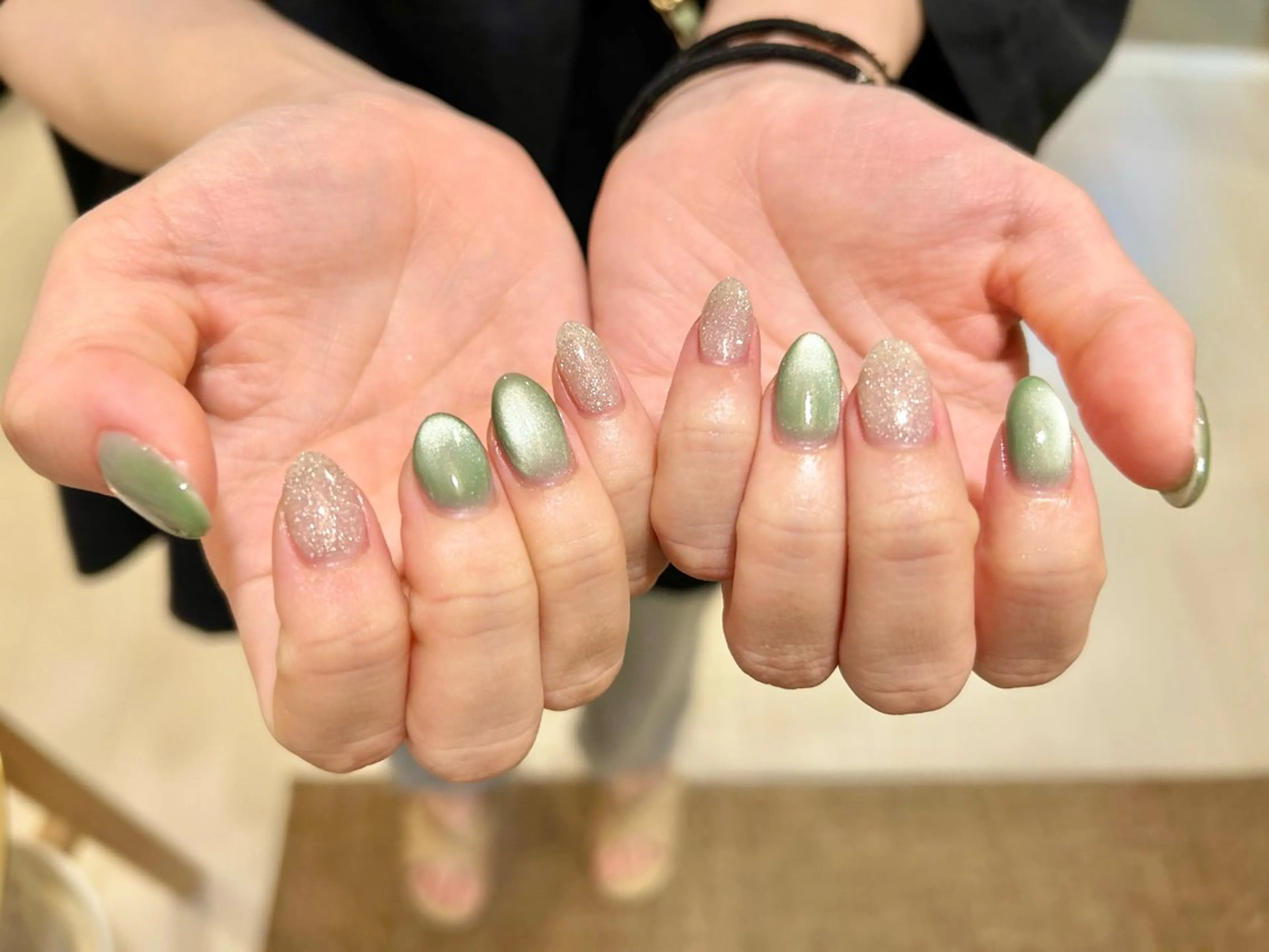 マグネット💫 or フラッシュネイル🫧(オフ無)の写真