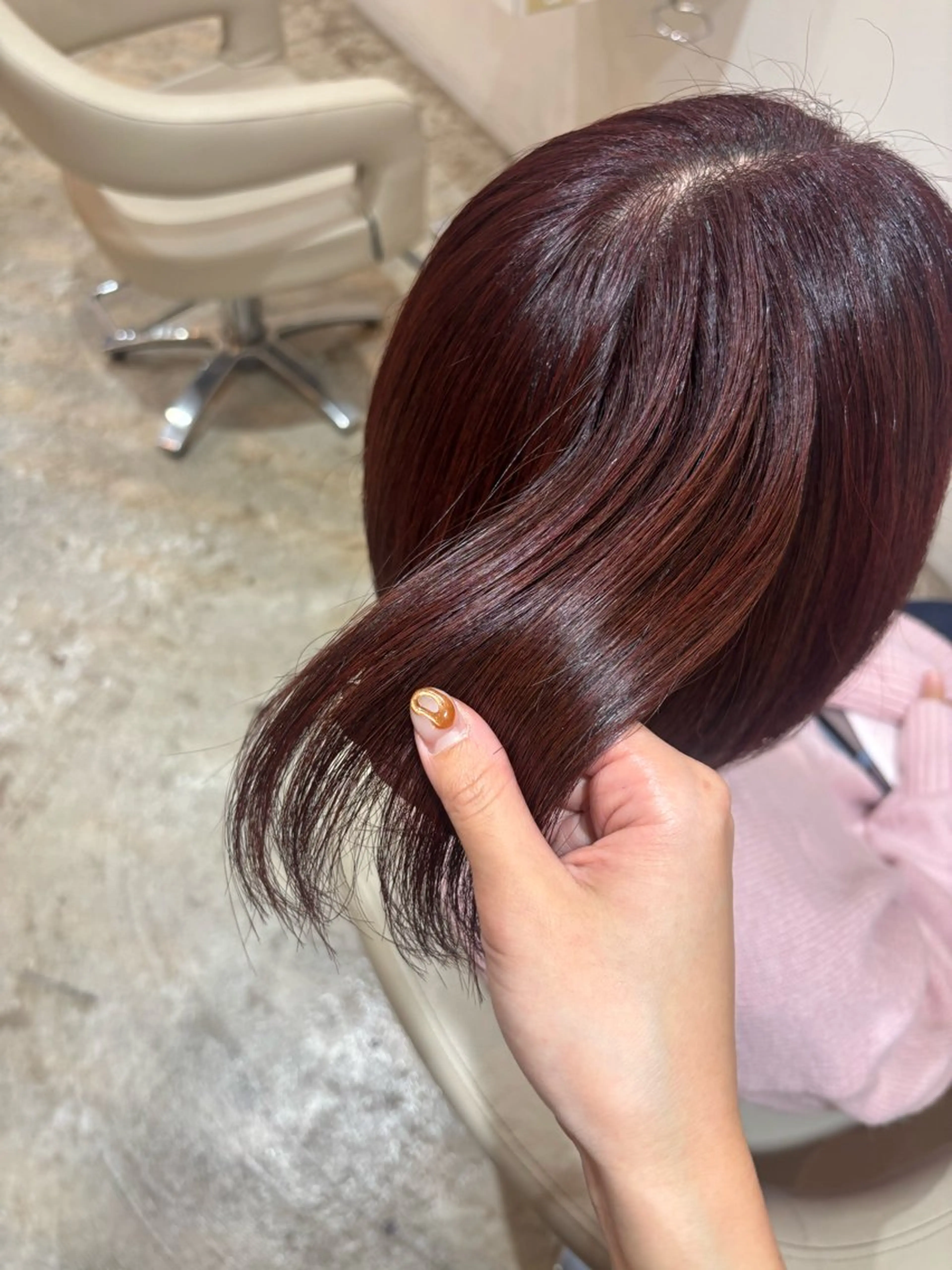 ミディアム カラー SOMEDAY Lx所属・佐藤 優里のヘアスタイル