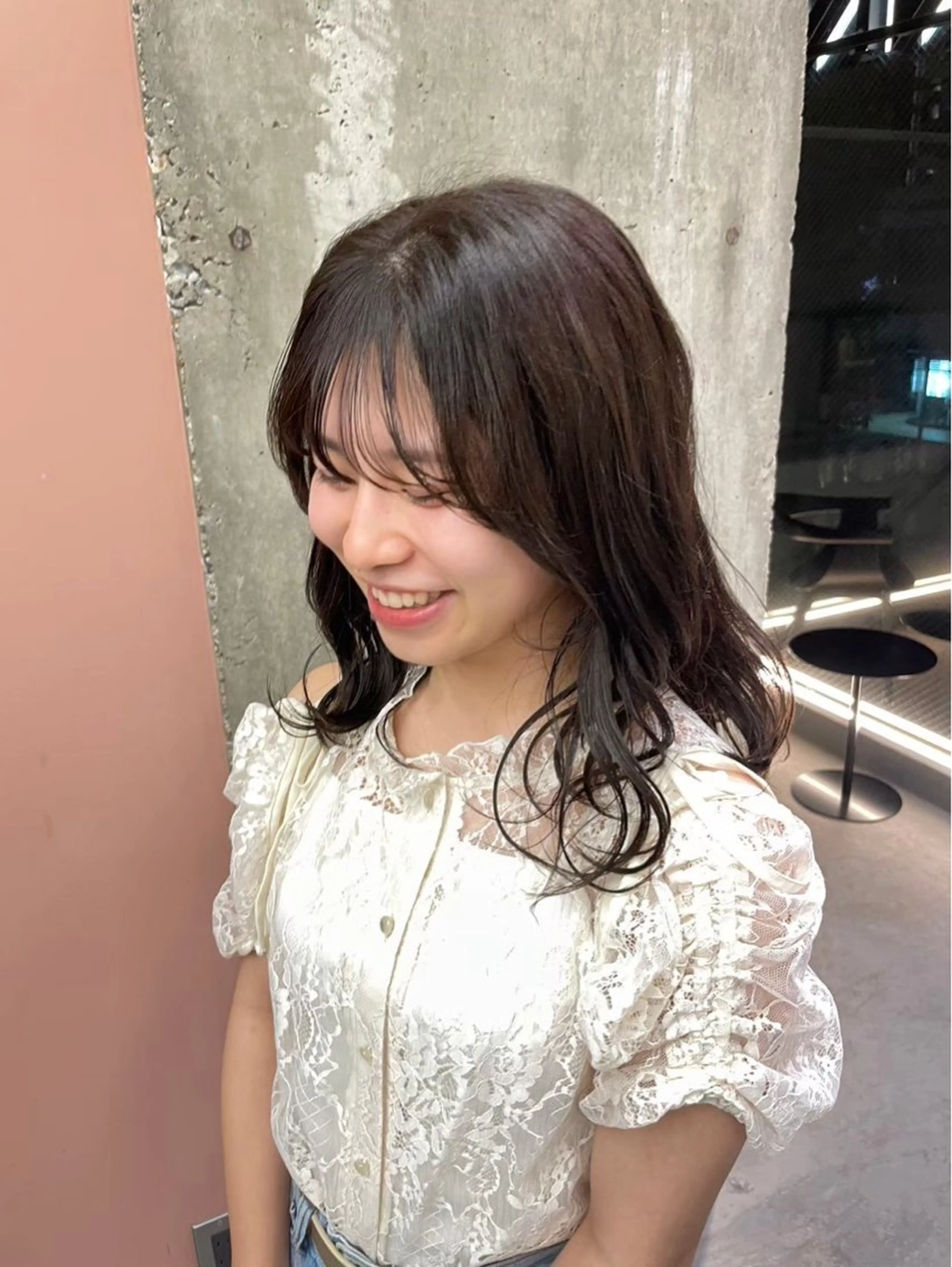 カラー 透明感カラー オリーブカラー ヘアカラー RONND メイのヘアスタイル