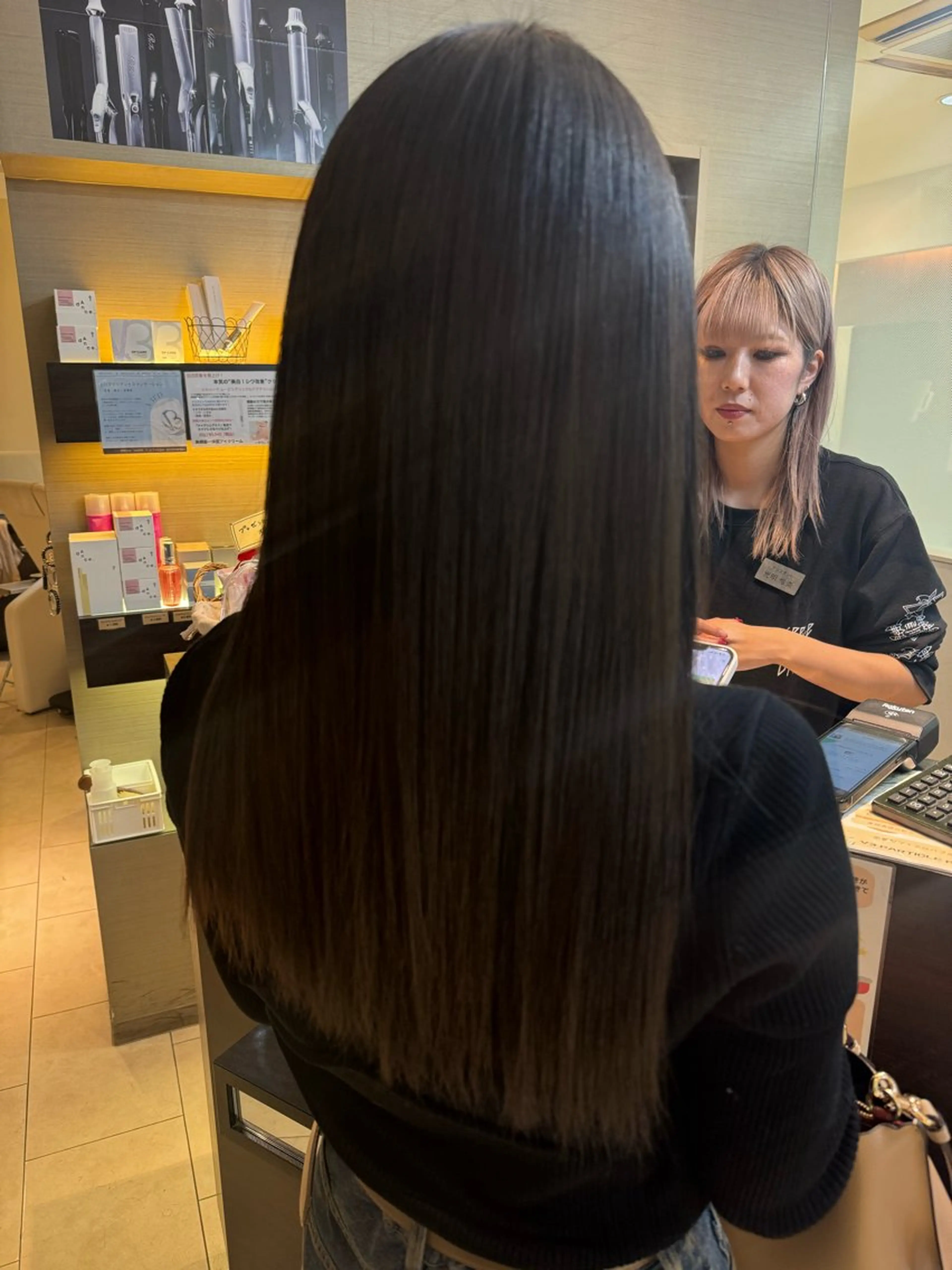 ロング 西村 亜弥のヘアスタイル