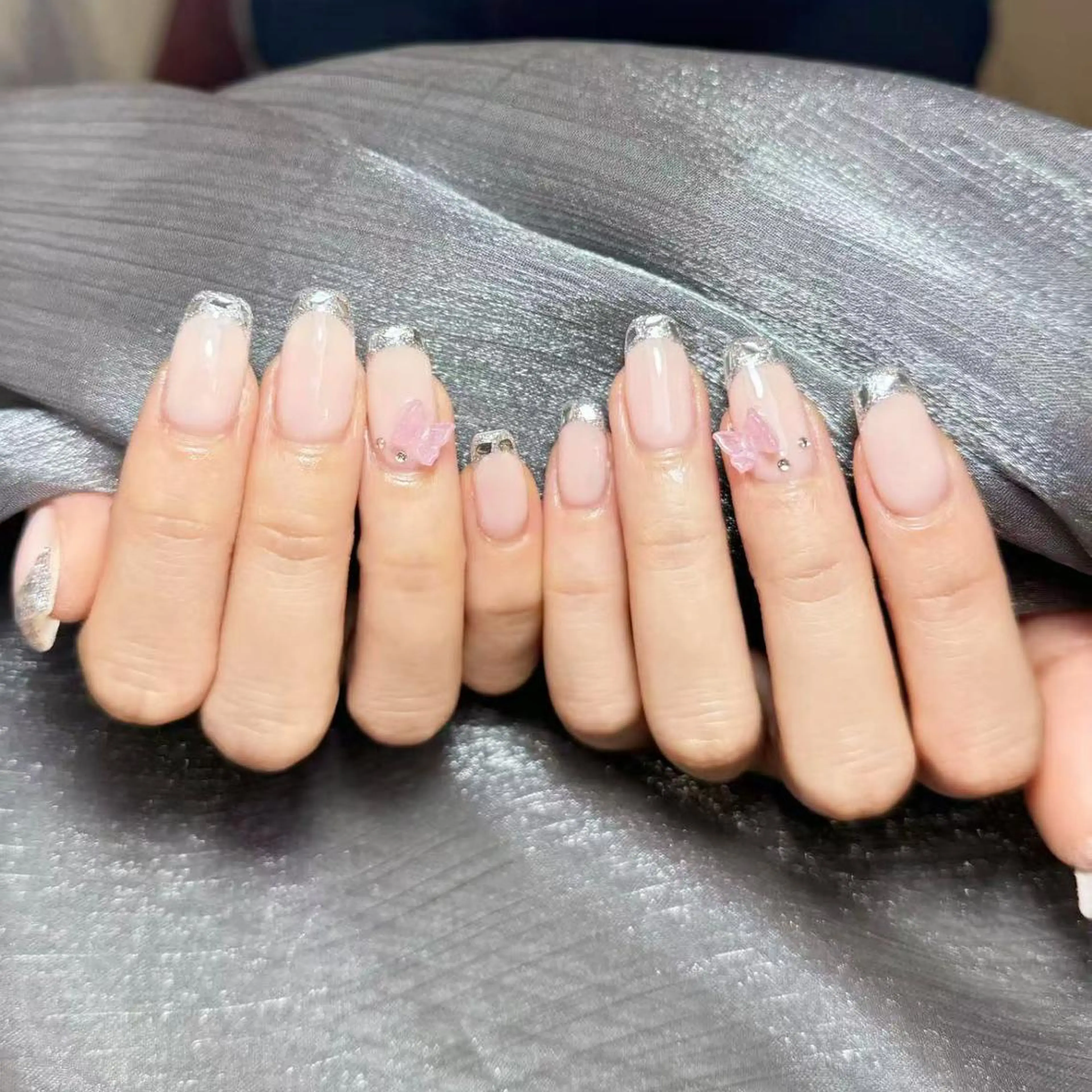 ネイル アートネイル オーロラネイル ガーリー キラキラネイル 韓国ネイル ハンドネイル DIAMOND Nail🥇のネイルデザイン
