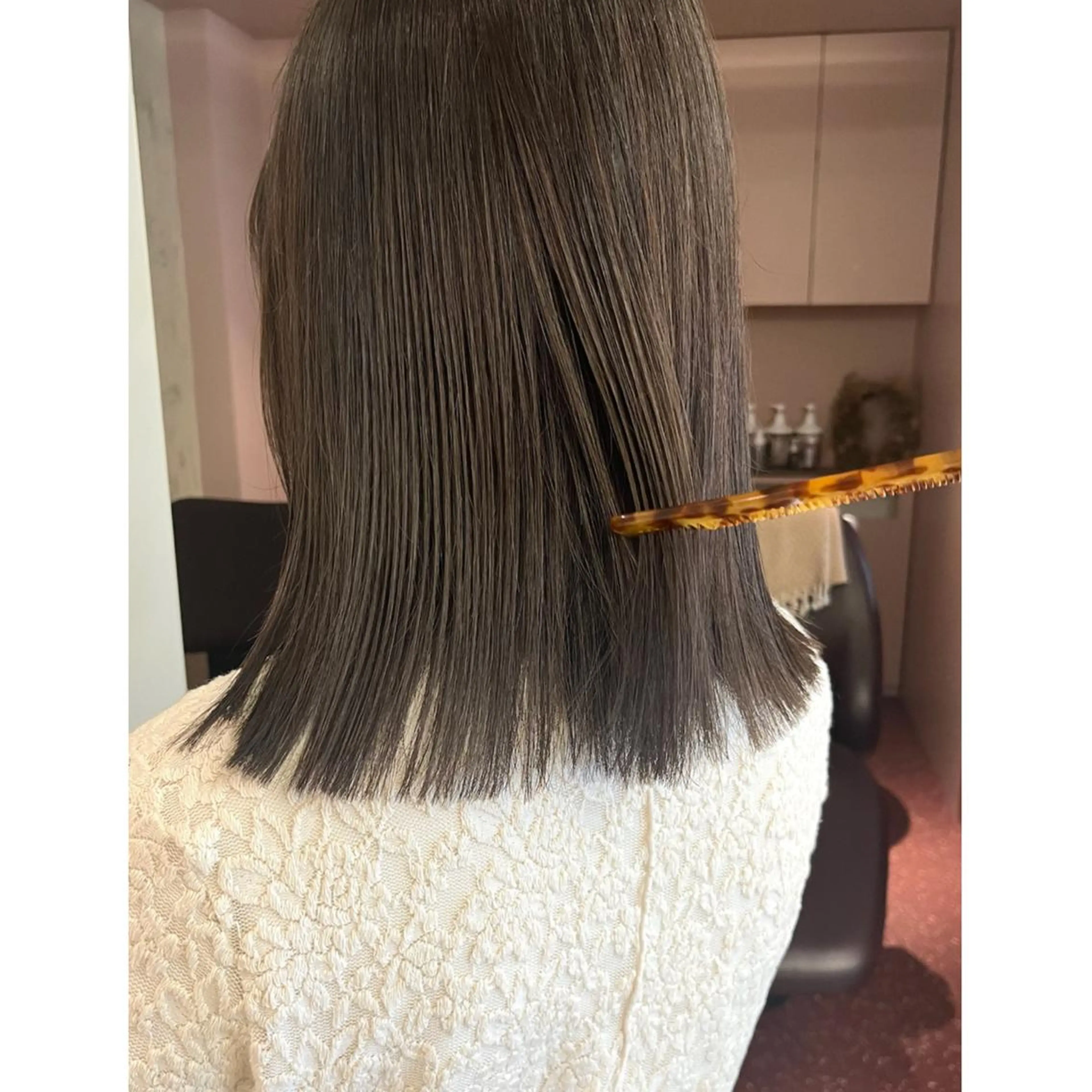 ミディアム 西山 紗耶香🪽 透明感カラー/ボブのヘアスタイル