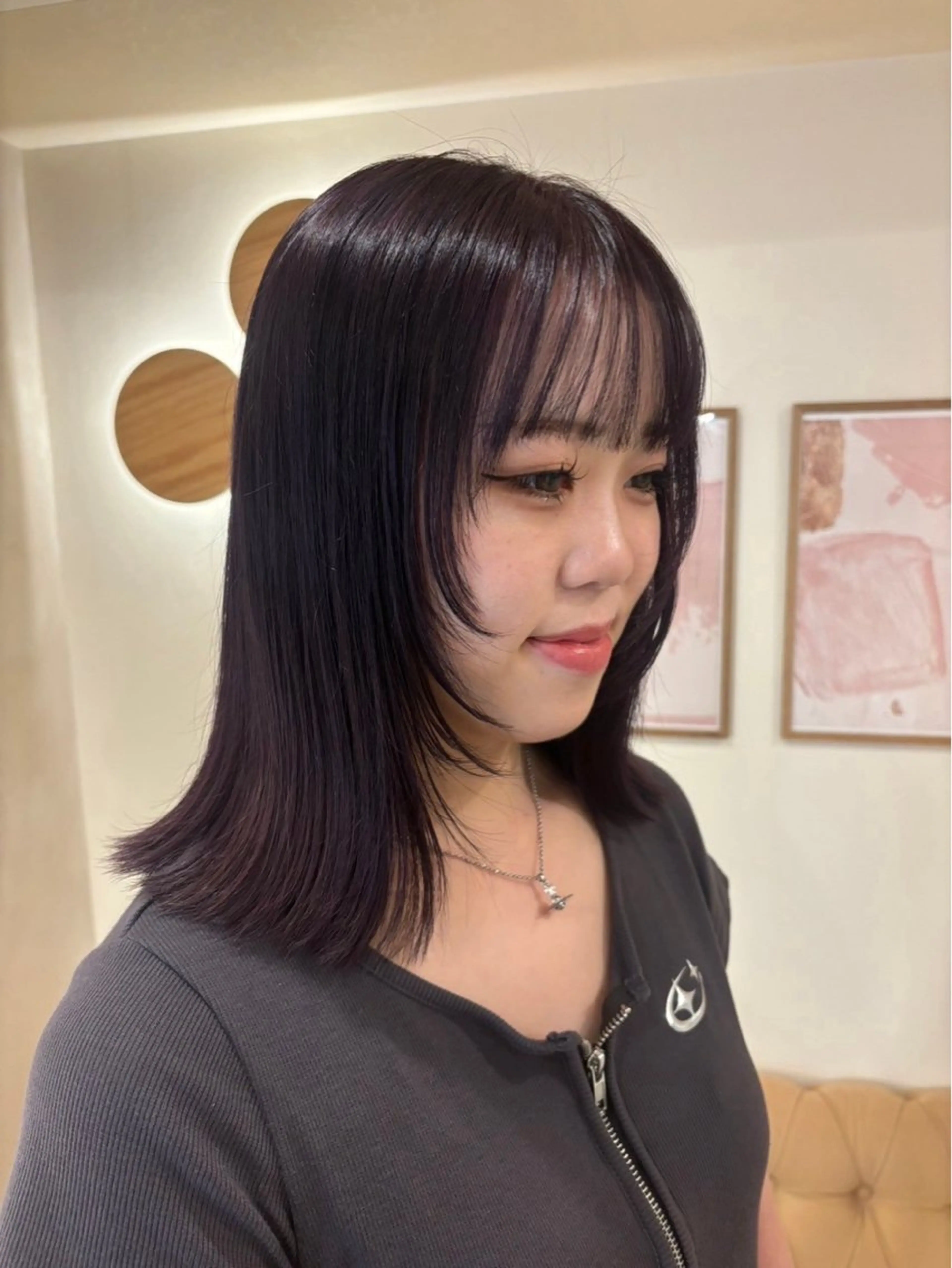 ミディアム rino LUVISMのヘアスタイル