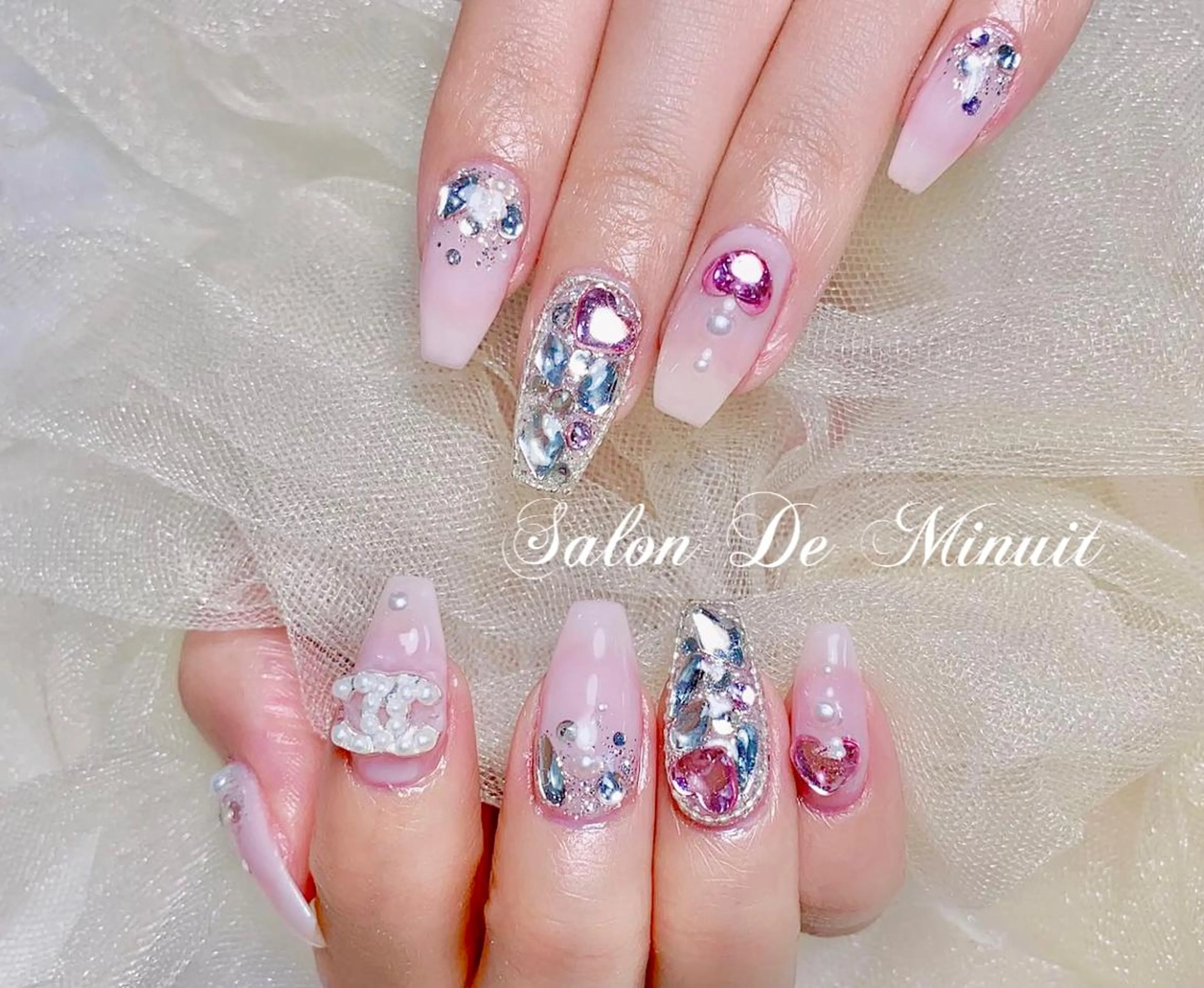 ネイル ハンドネイル ハンドケア Salon de Minuit🦩のネイルデザイン