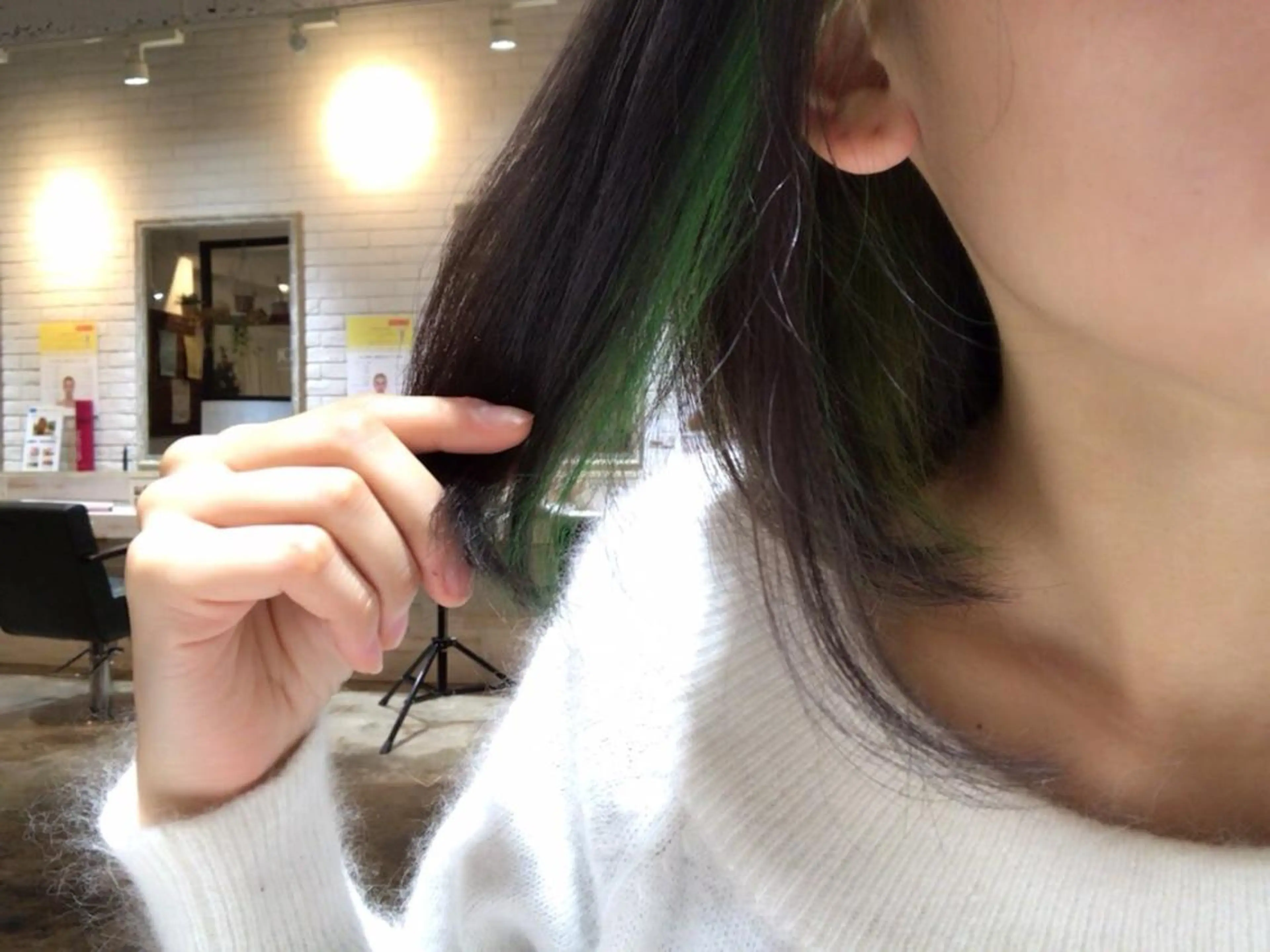 ショート カラー インナーカラー 板倉 花連のヘアスタイル