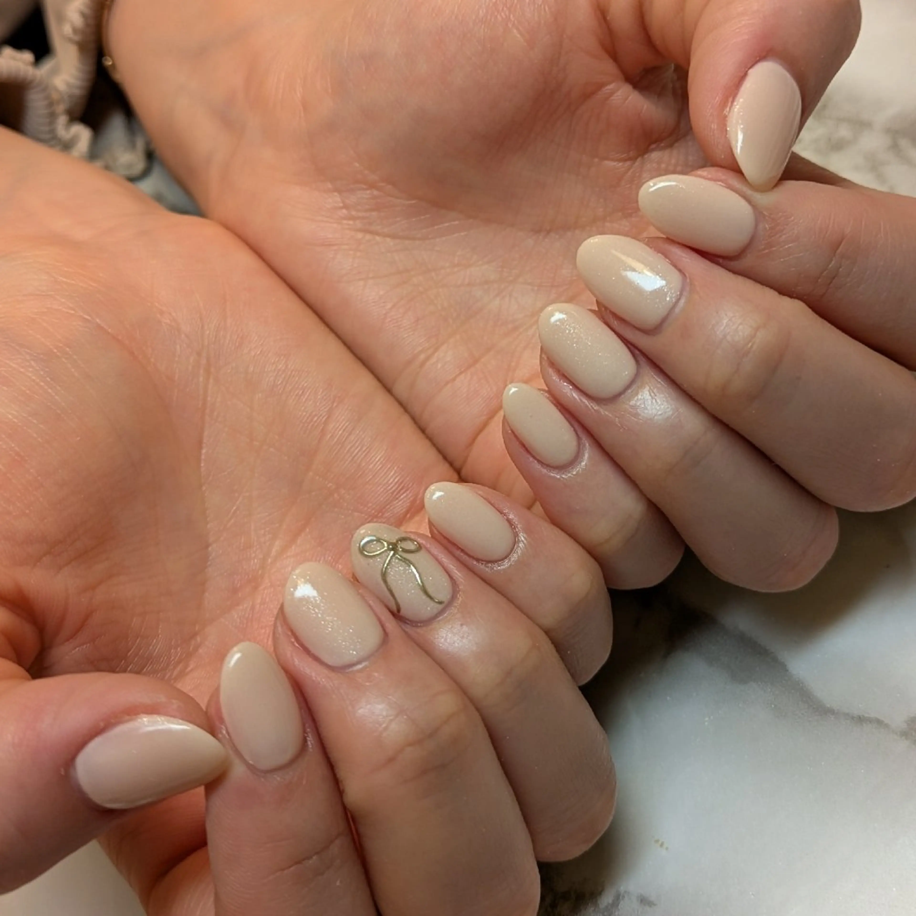 ネイル ジェヌインネイル 河内のネイルデザイン