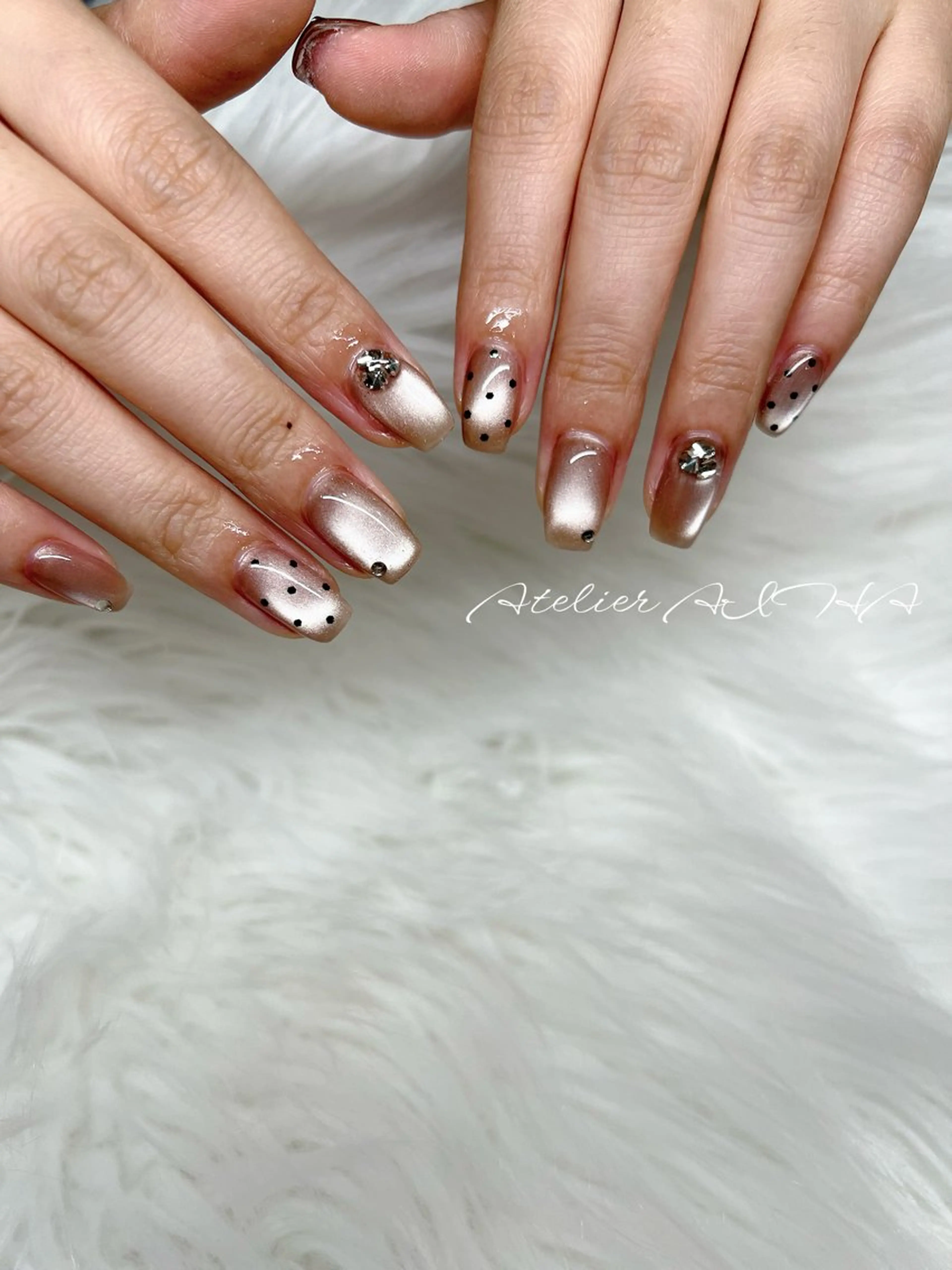 ミディアム アトリエAIHA所属・アトリエAIHA★ フィルイン推奨サロンのネイルデザイン