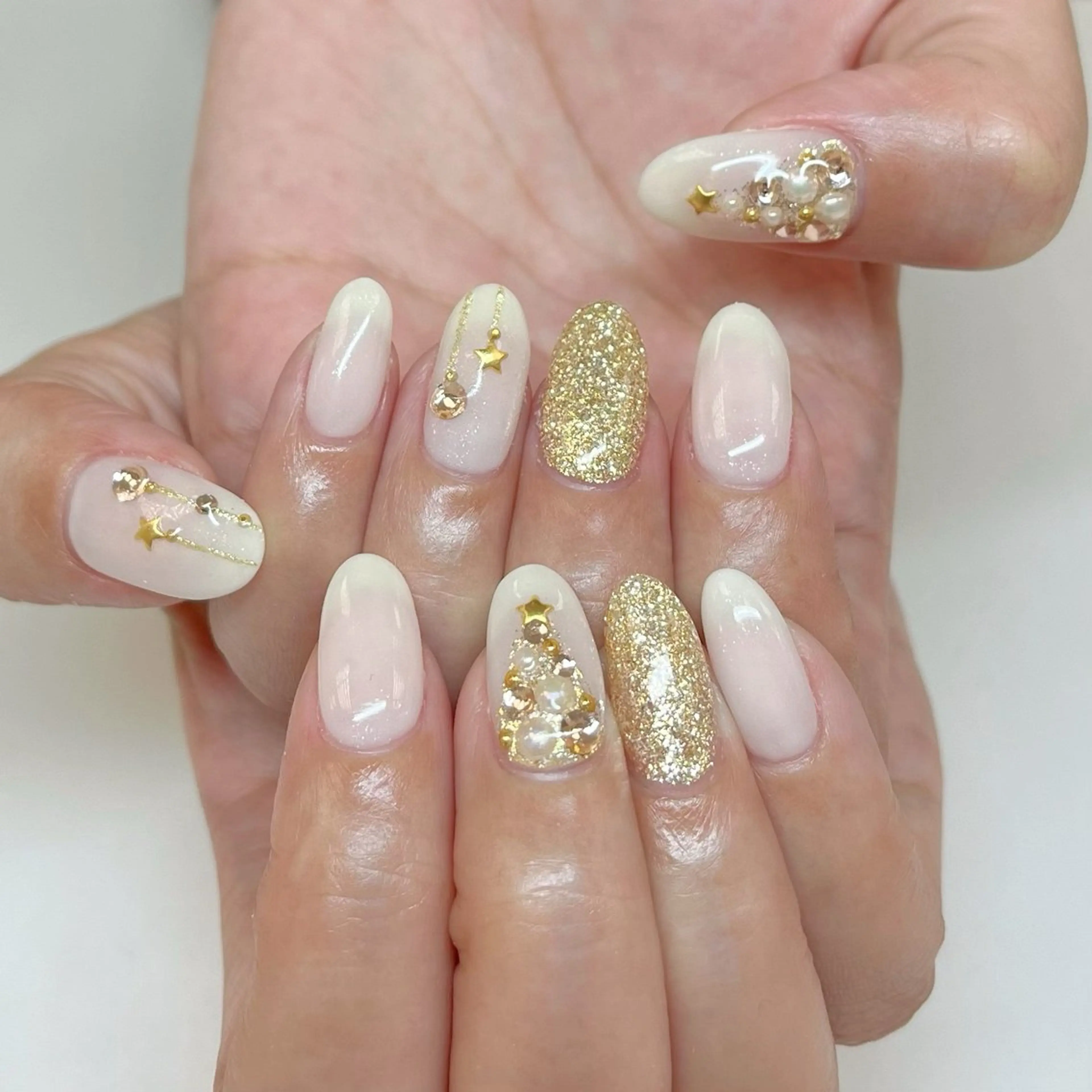 ネイル 冬ネイル クリスマス ハンドネイル nailland♡ Airiのネイルデザイン