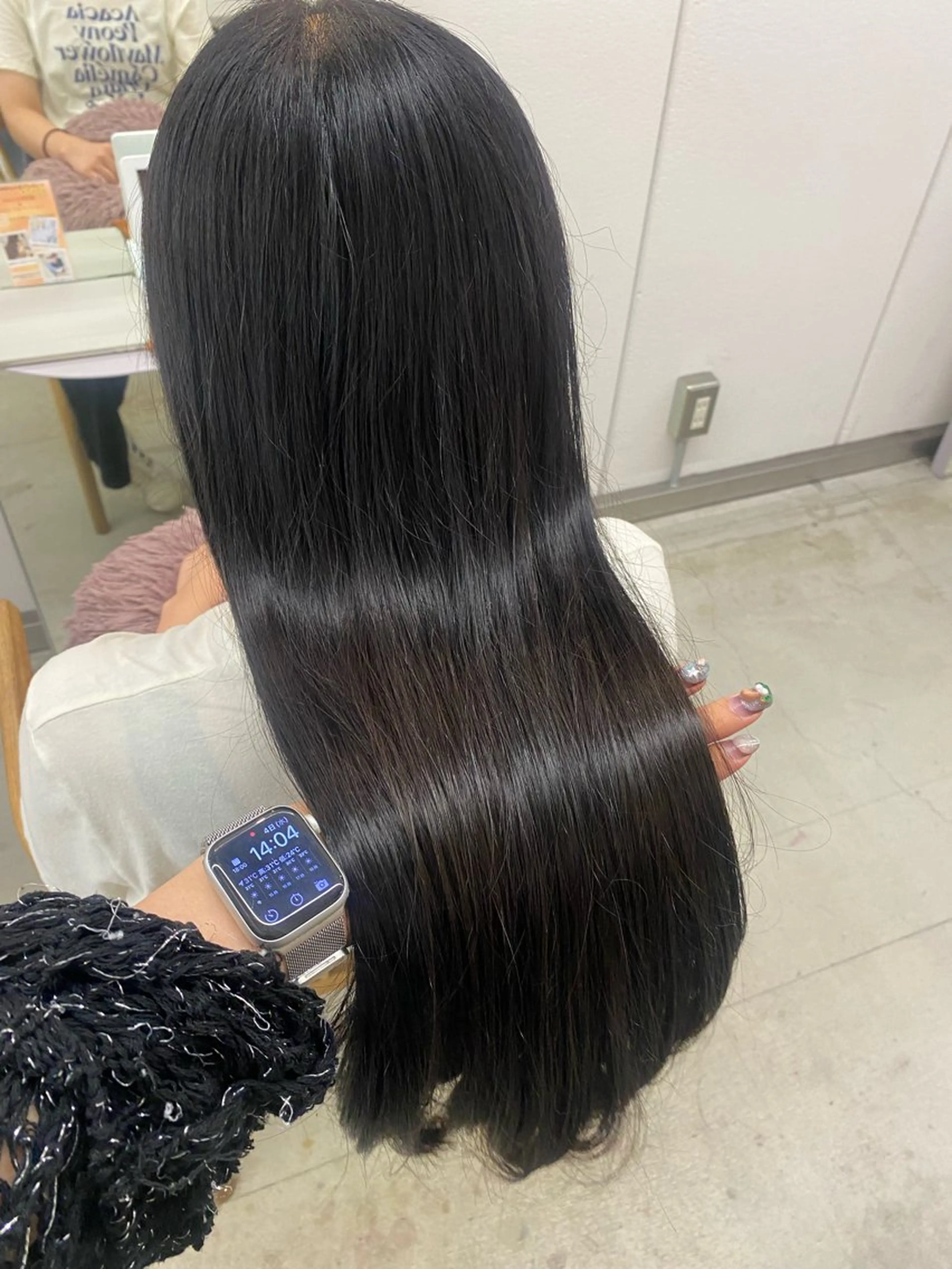 ロング カラー トリートメント カット トリートメント NIKO/名古屋/ 伏見/花屋併設のヘアスタイル