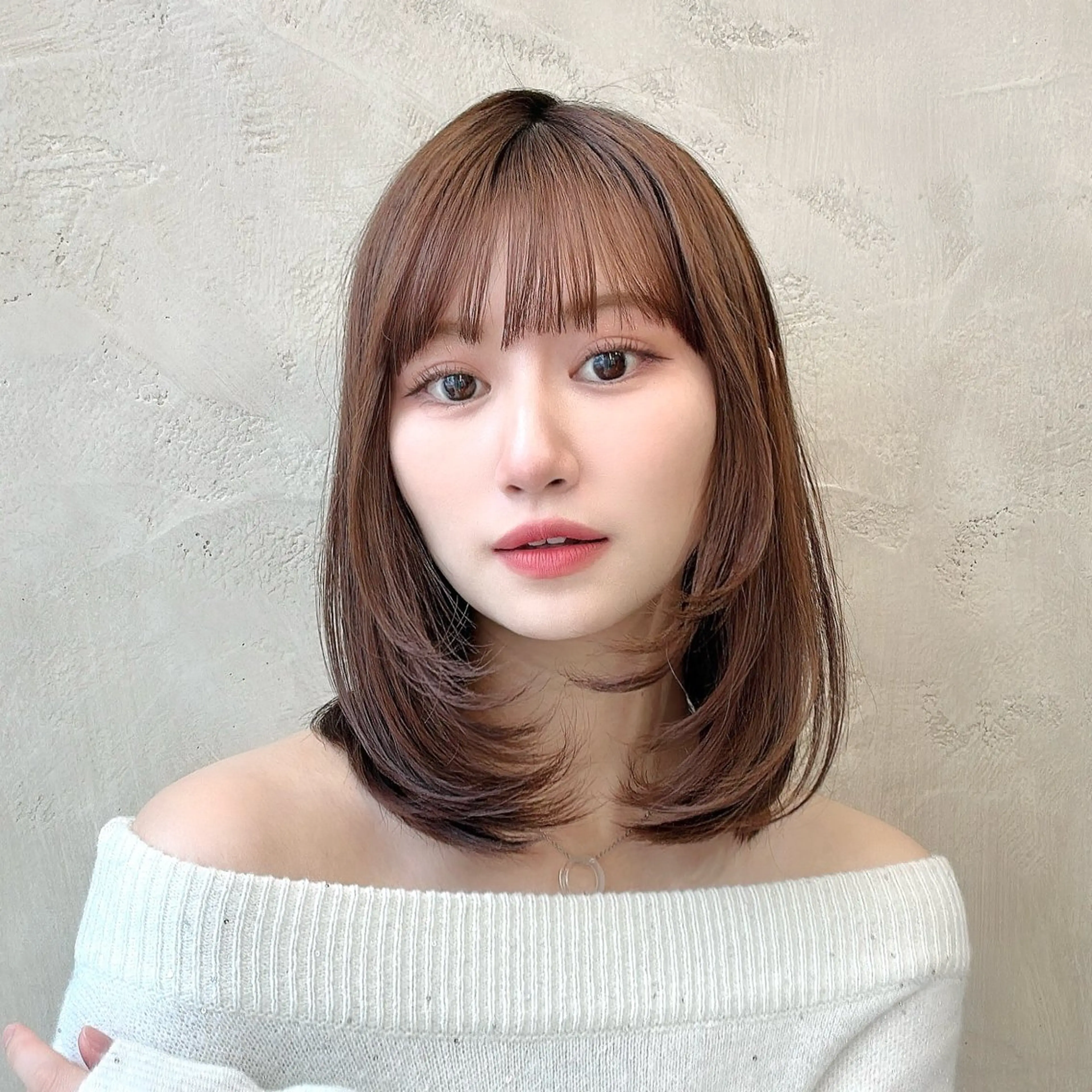 ミディアム カラー ベージュカラー 透明感カラー くびれヘア 顔周りカット ハイレイヤー カット ヘアカラー トリートメント 💫レイヤーカット 💫木原佑璃香のヘアスタイル