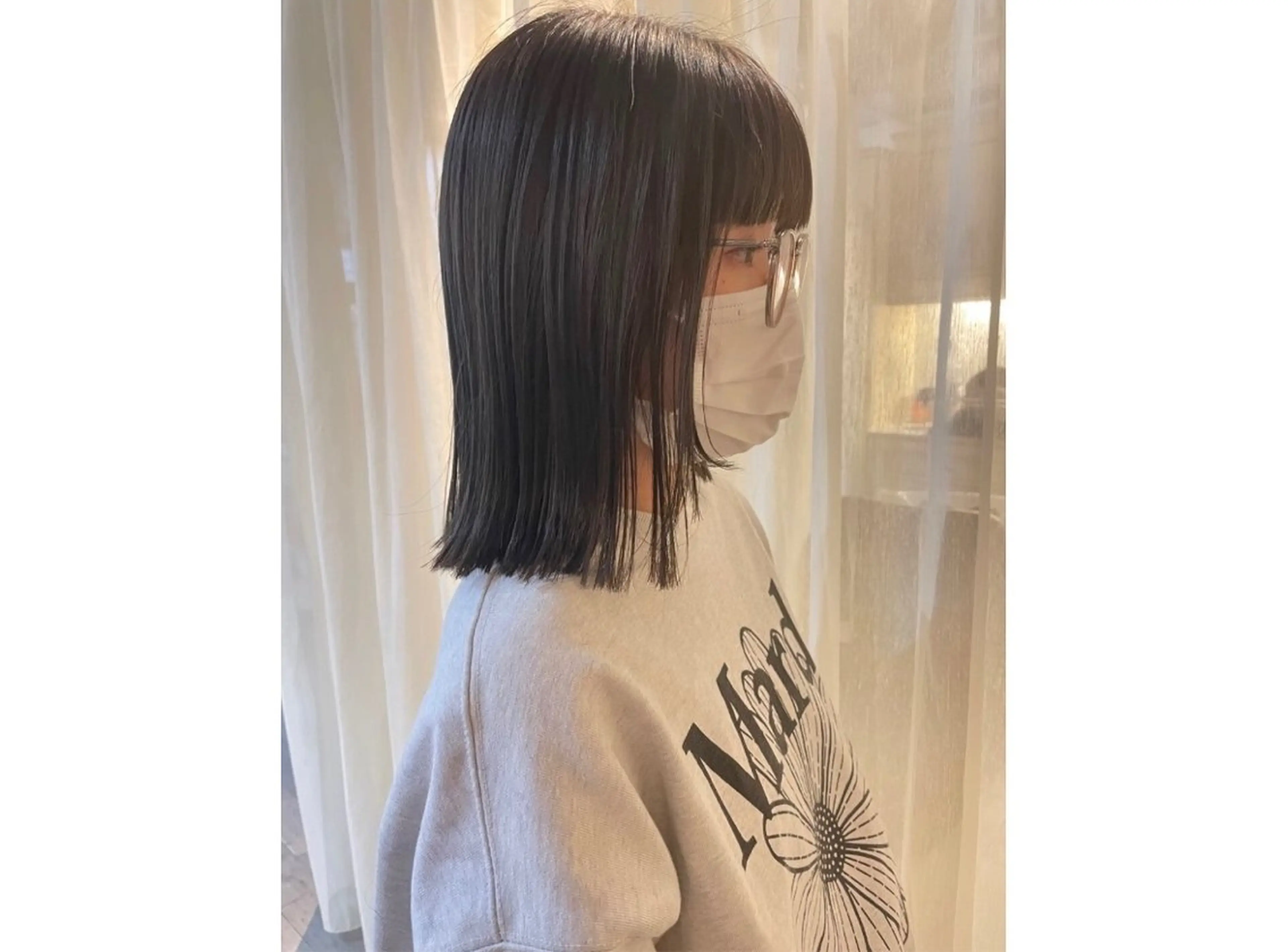 ミディアム ボブ カット ヘアカラー Sherry/R 三川町　木村祐里奈のヘアスタイル