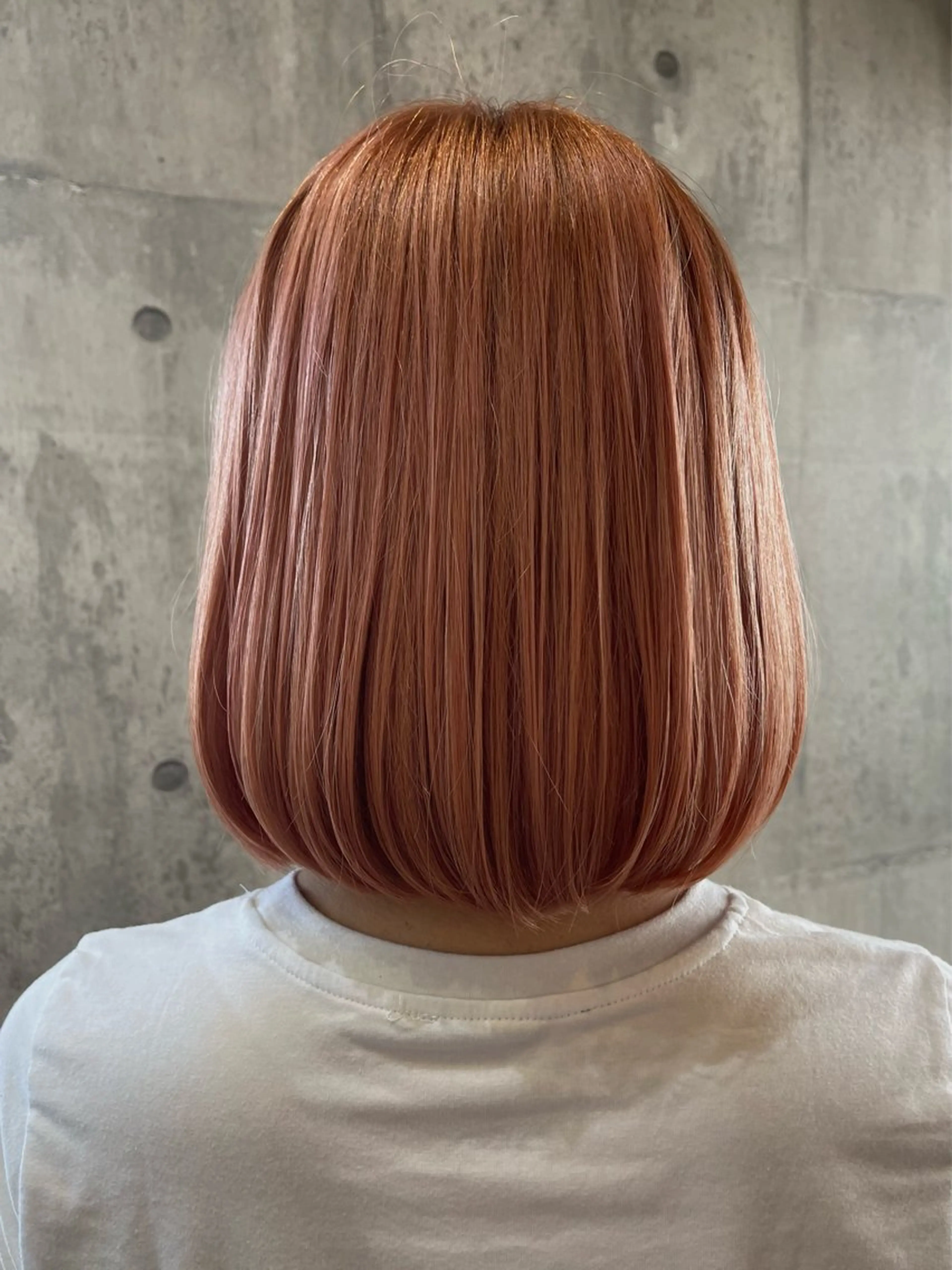 カラー ブリーチ ヘアカラー トリートメント アールラーゴ所属・宮島 華湖のヘアスタイル