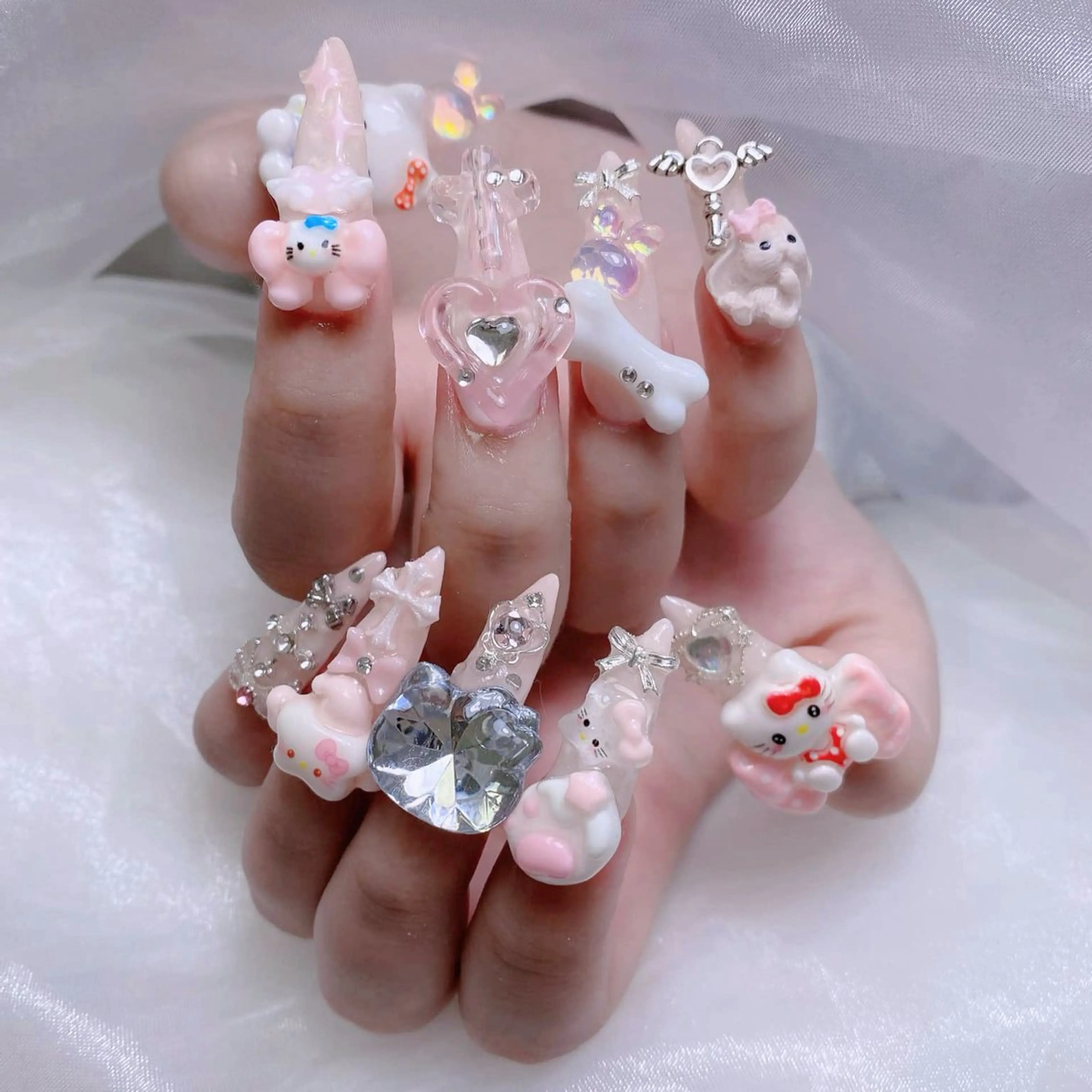 ネイル 成人式 ジェルネイル ネイルチップ ハンドネイル MoMoA Nail ネイル長さ出し専門店のネイルデザイン