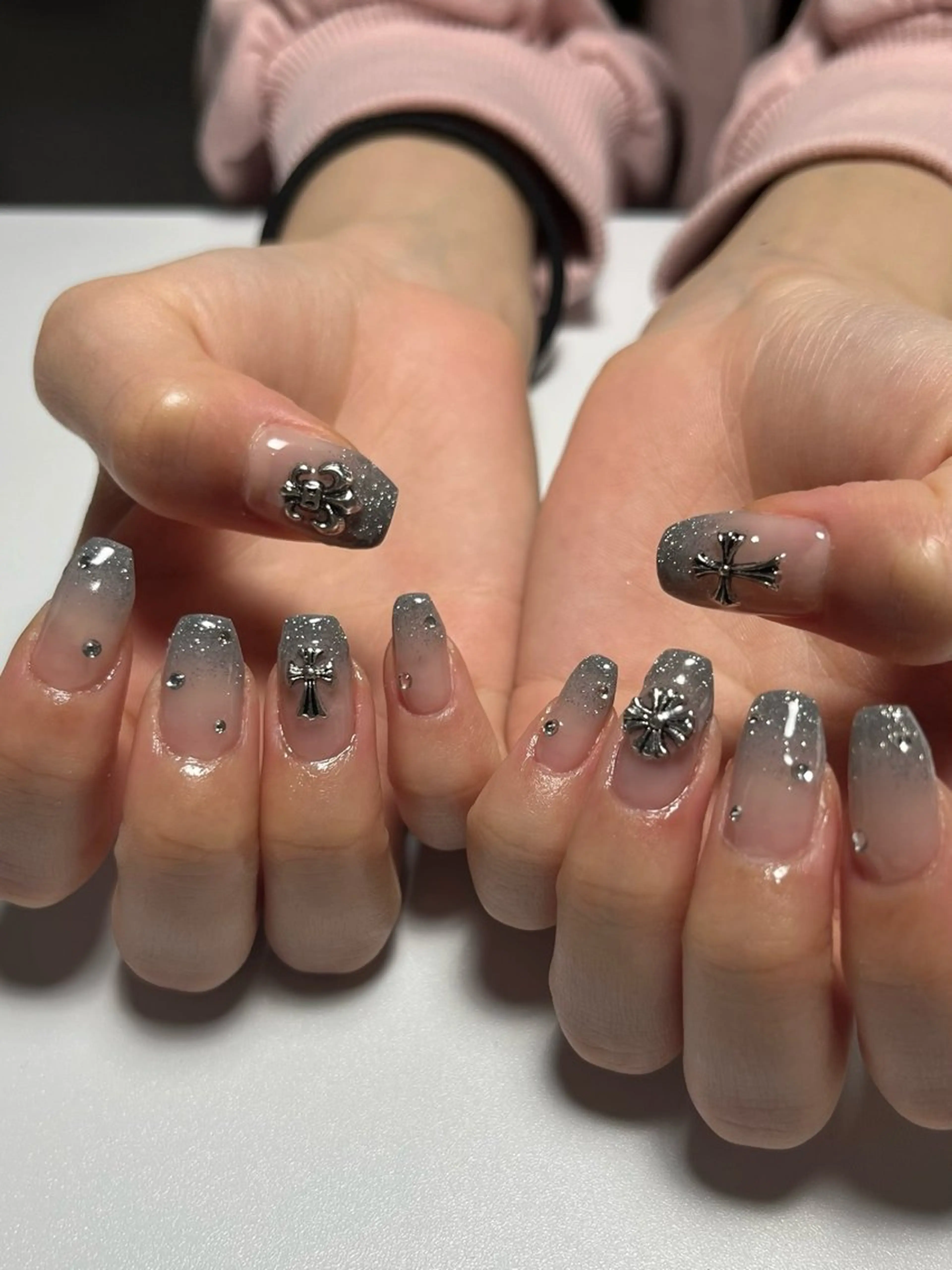 ネイル フラッシュネイル グラデーション シルバー 春ネイル ハンドネイル kamei hokoのネイルデザイン