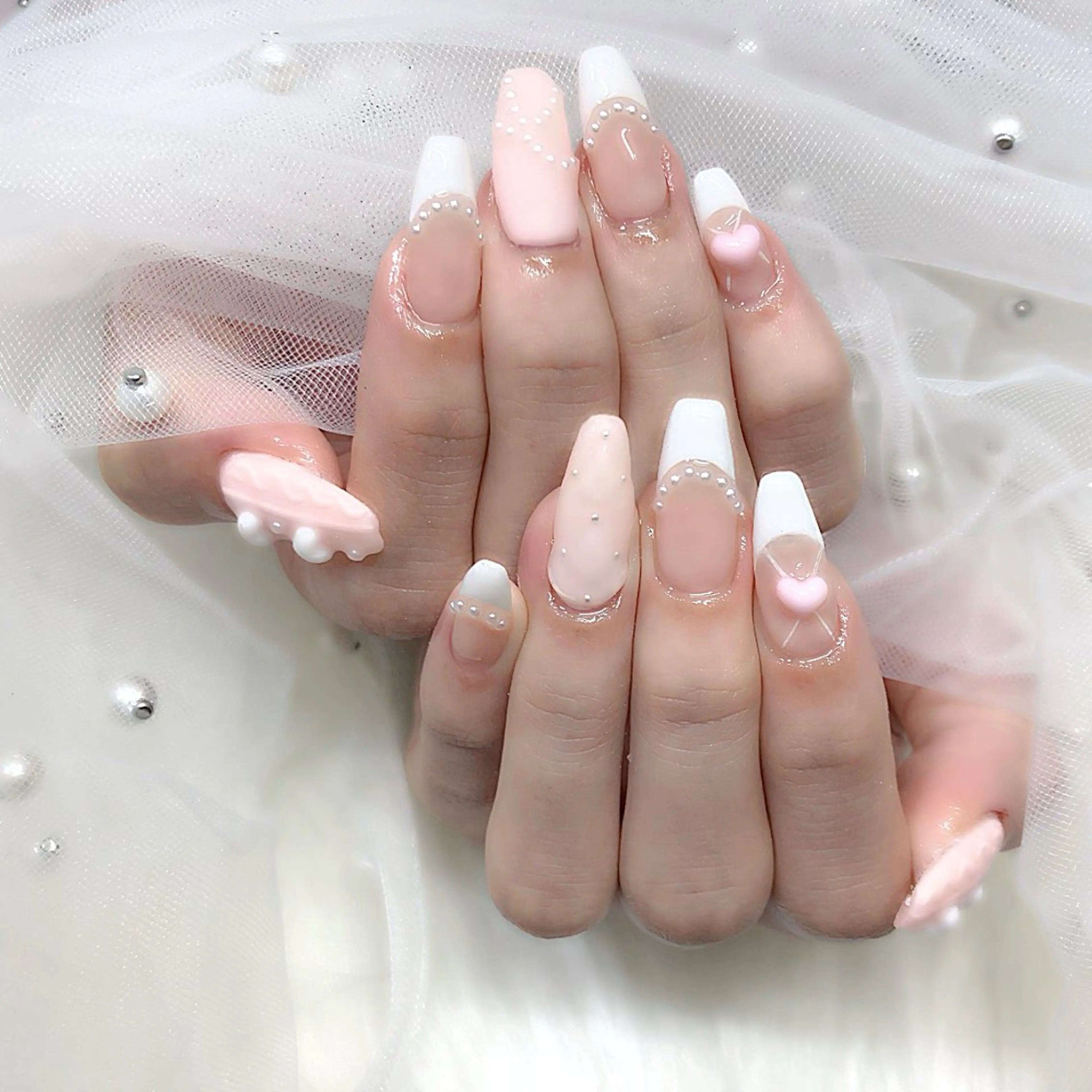 ネイル 中国整体院中の ネイルサロン💅のネイルデザイン