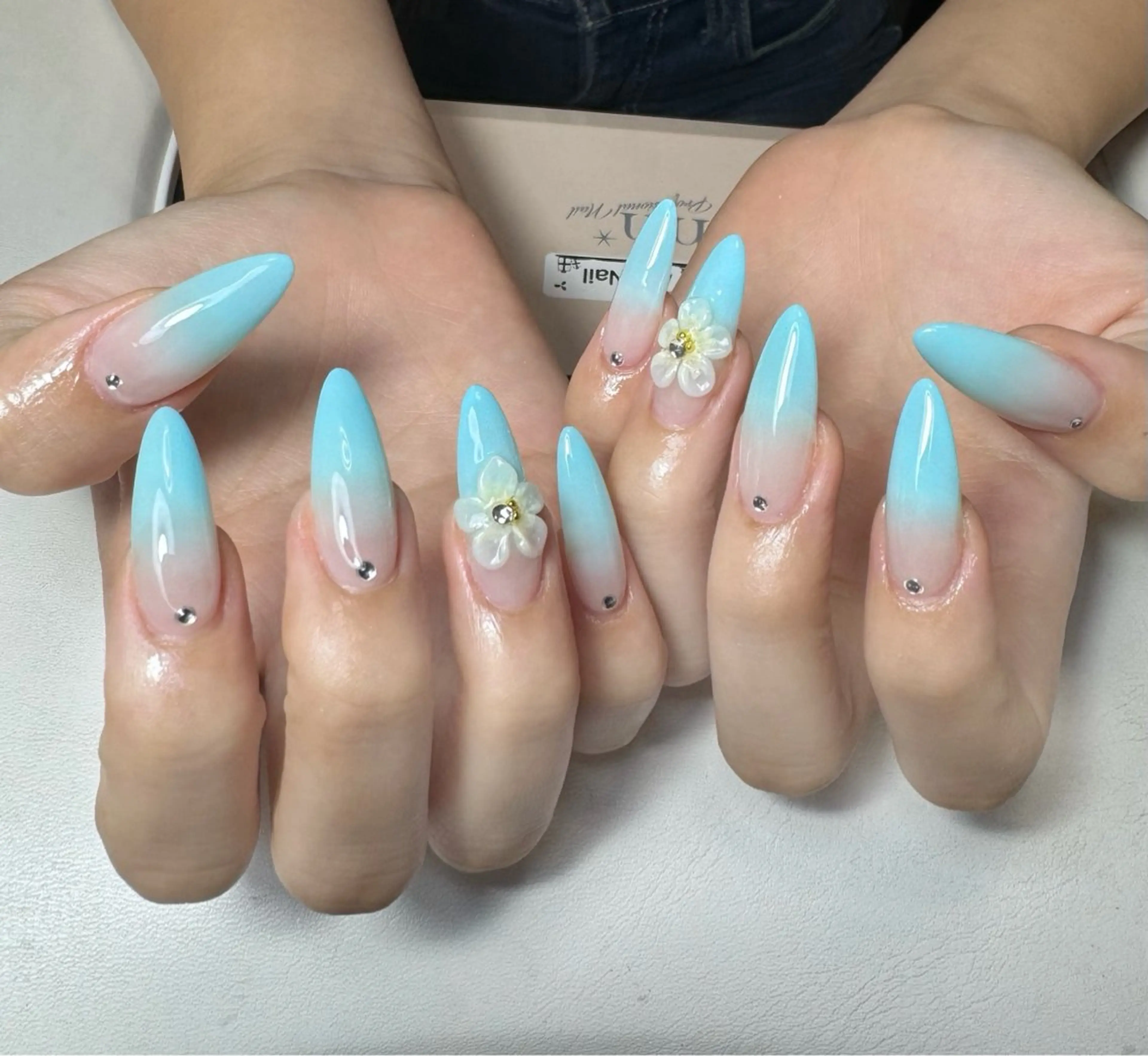 ネイル ハンドネイル ain nailのネイルデザイン