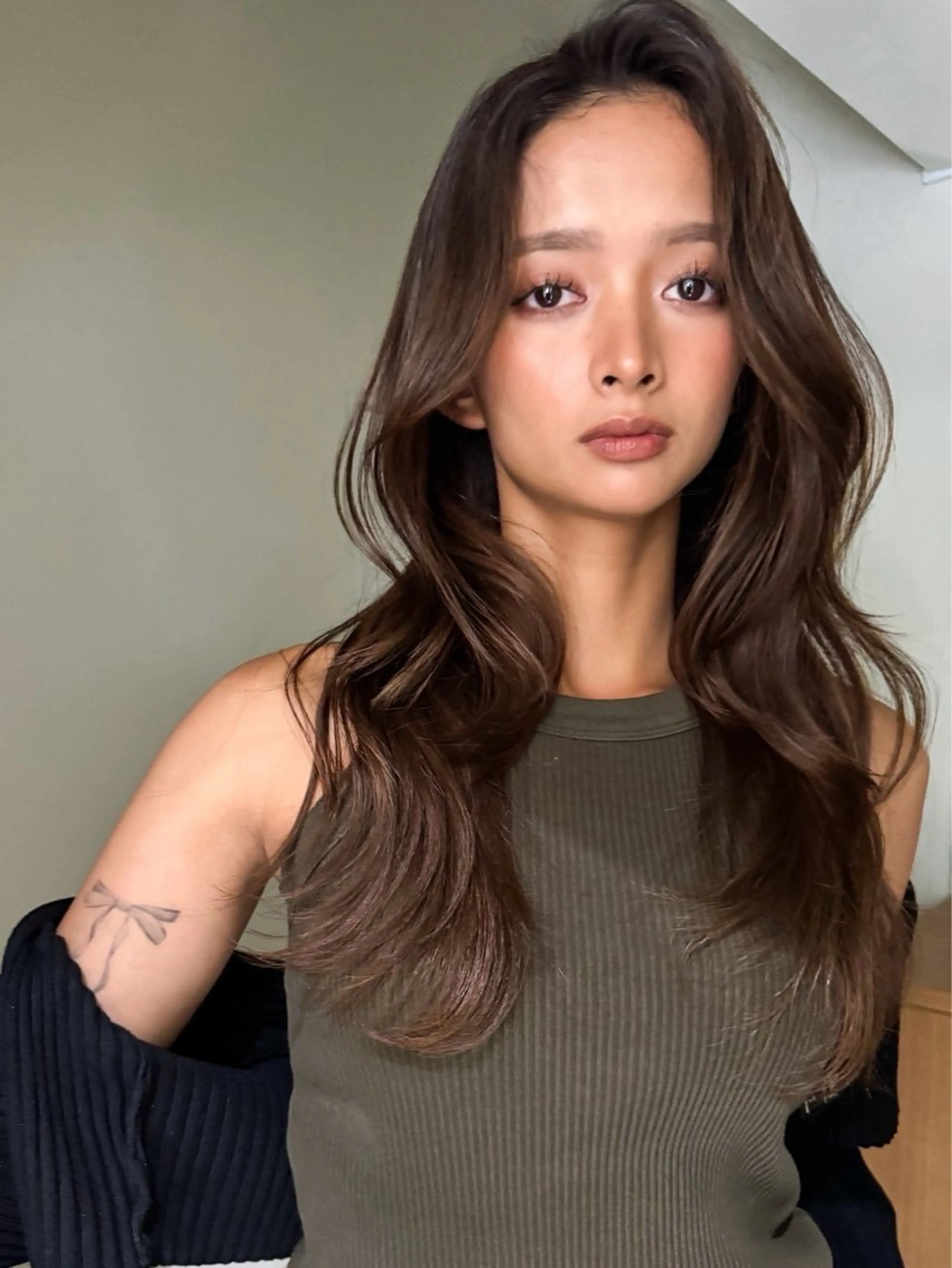 ロング カラー 顔周りカット レイヤーカット ロング 小顔カット 表参道/レイヤー/ 髪質改善/ryoのヘアスタイル