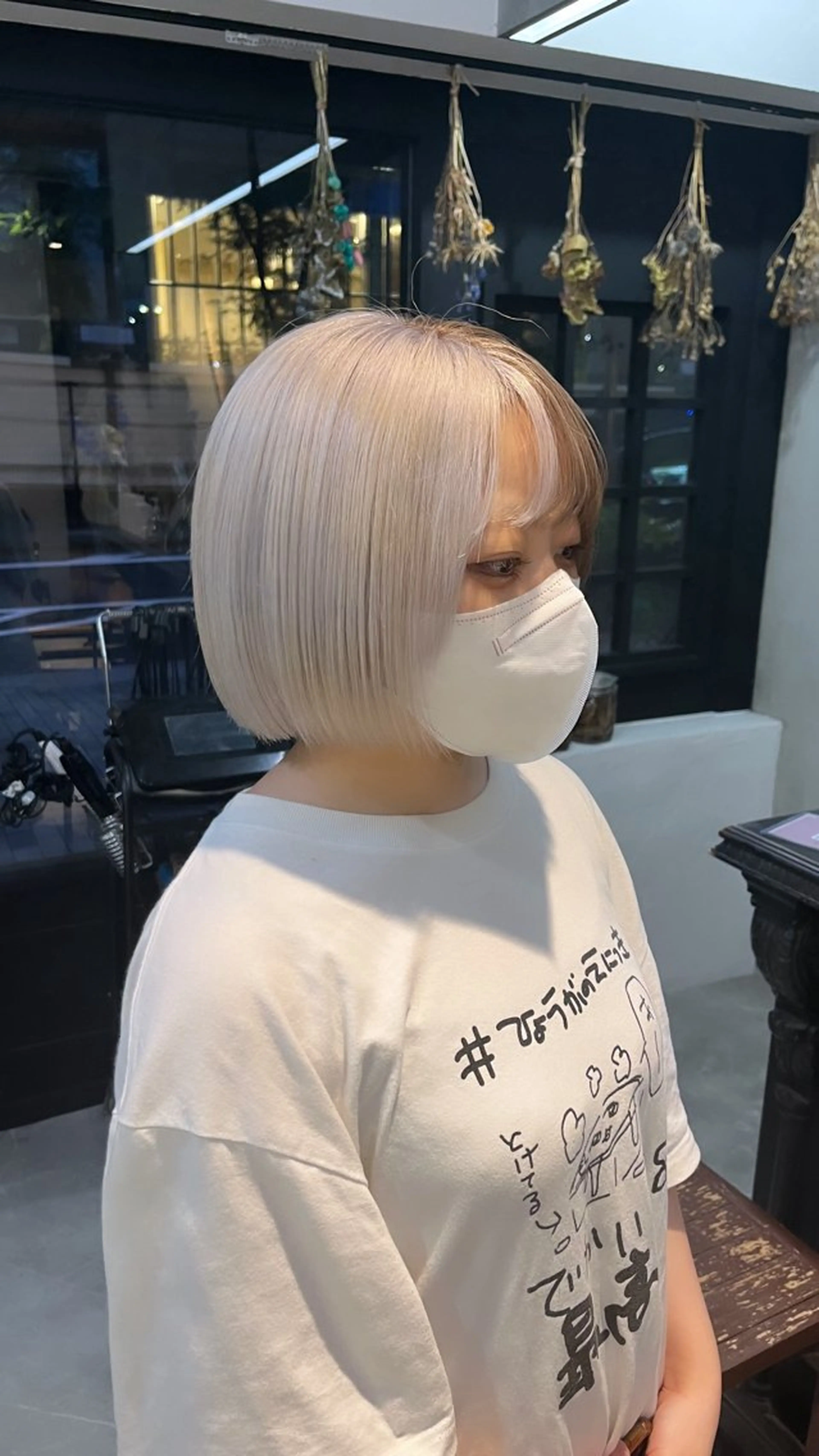 ミディアム ツヤ髪縮毛矯正 🩶manamiのヘアスタイル