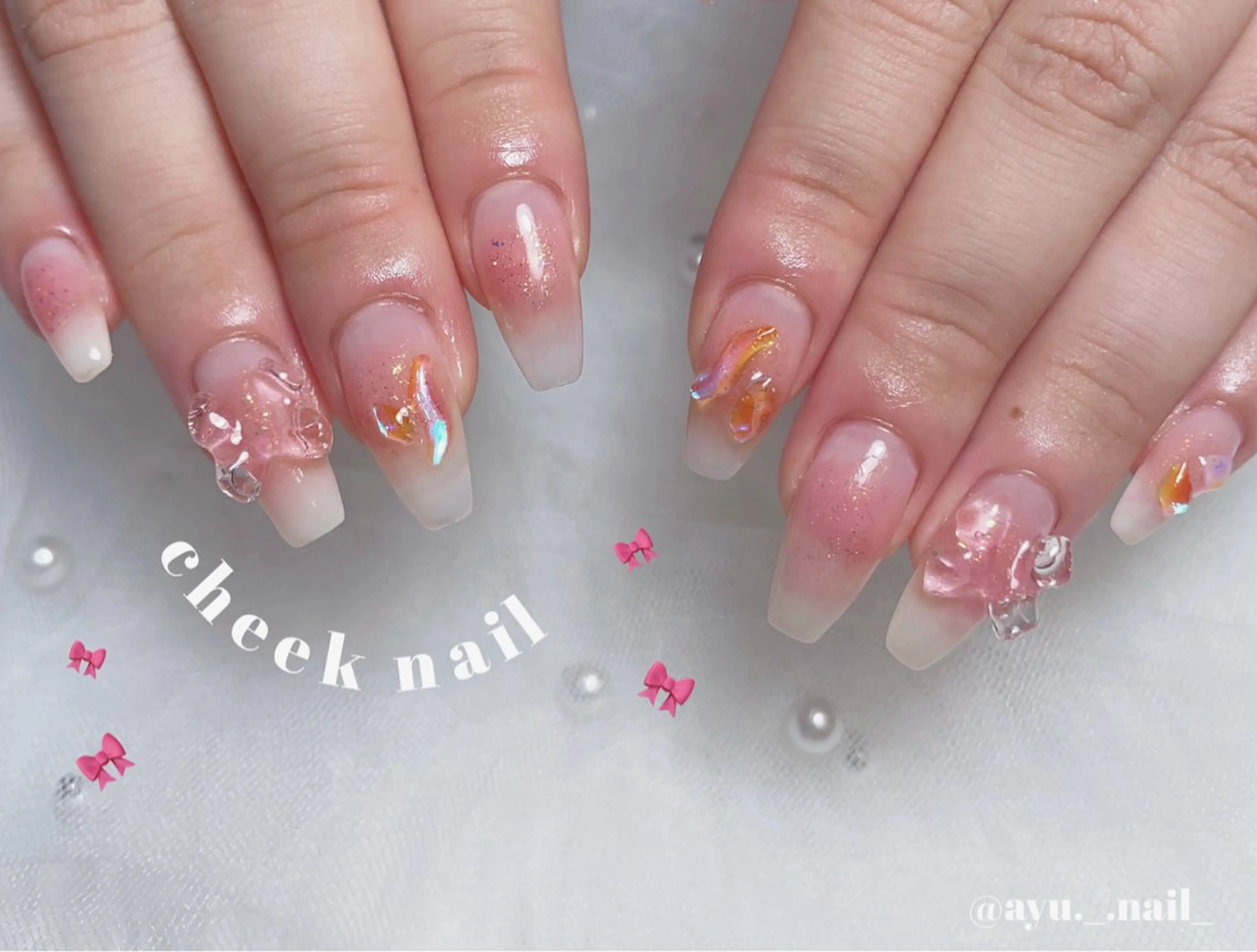 ネイル あゆ🎀/ワンホンネ イル/痛ネイルのネイルデザイン