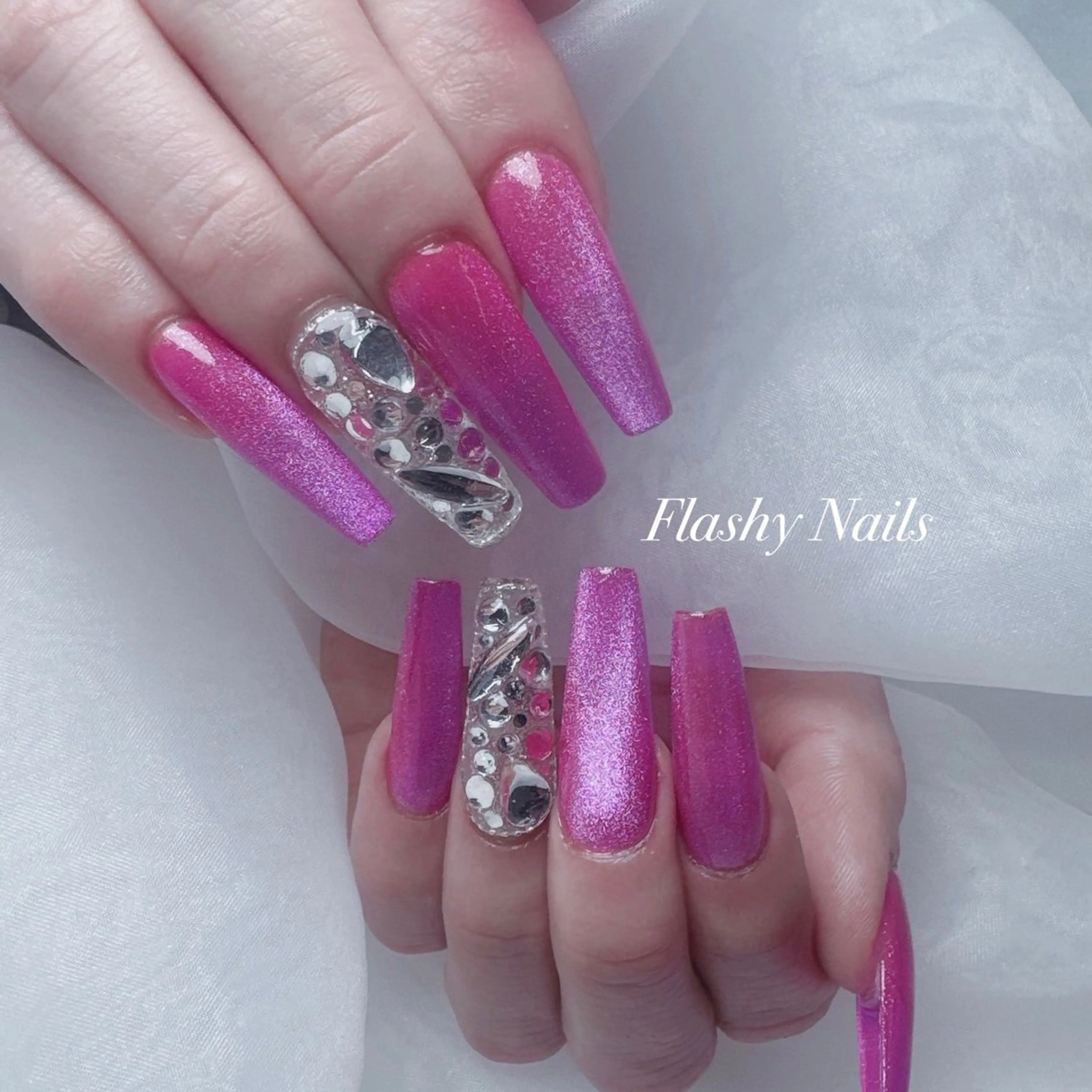 ネイル 長さ出し マグネットネイル Flashy Nailsのネイルデザイン