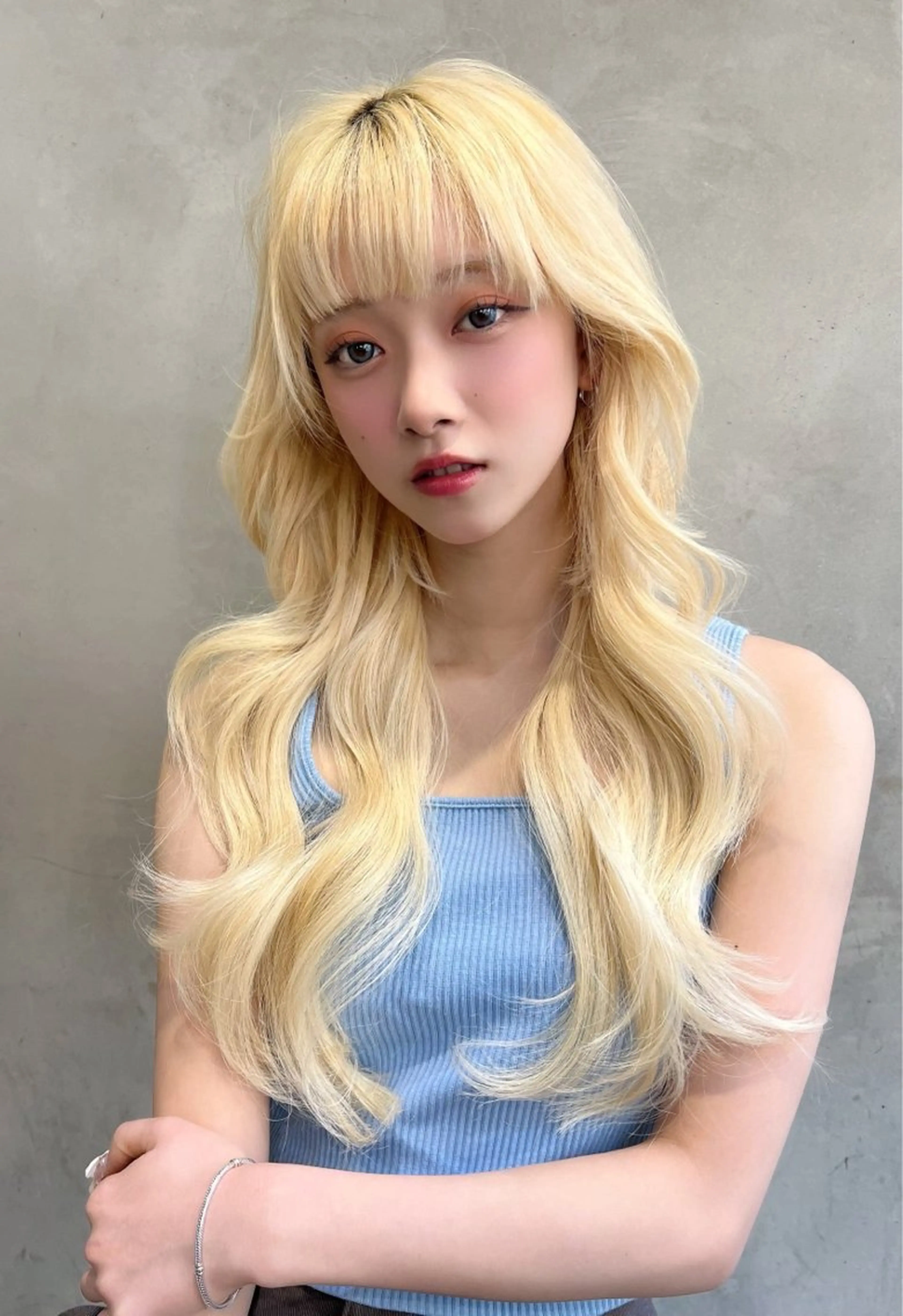 ロング カラー ロングレイヤー レイヤーカット ロング MUSASHI ブリーチカラー◎のヘアスタイル