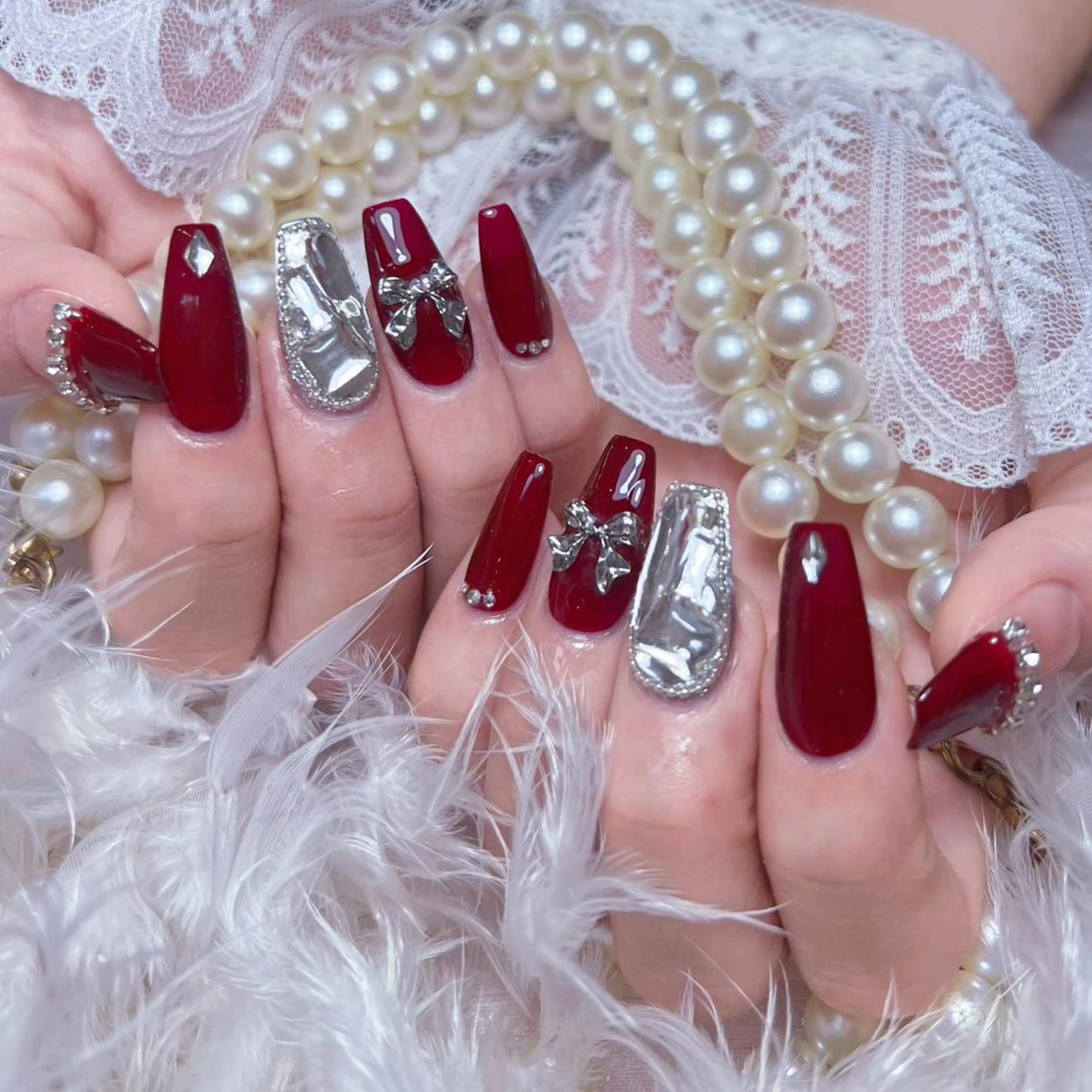 ネイル アートネイル オーロラネイル ガーリー キラキラネイル 韓国ネイル ハンドネイル Diamond NAIL✨のネイルデザイン