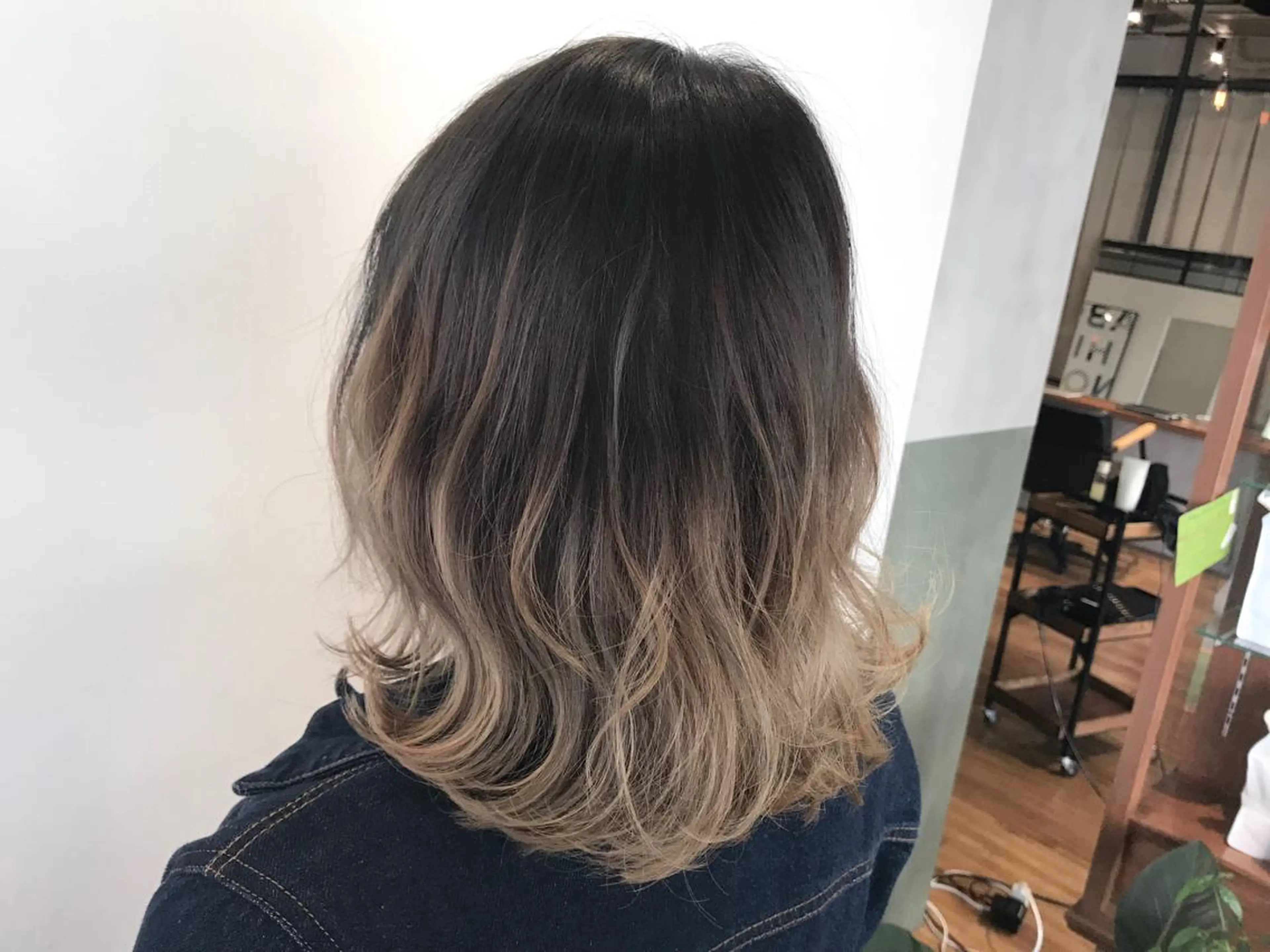 ミディアム カラー ≫  𝟓 ¹/₄所属・mayo 🐄🌈のヘアスタイル