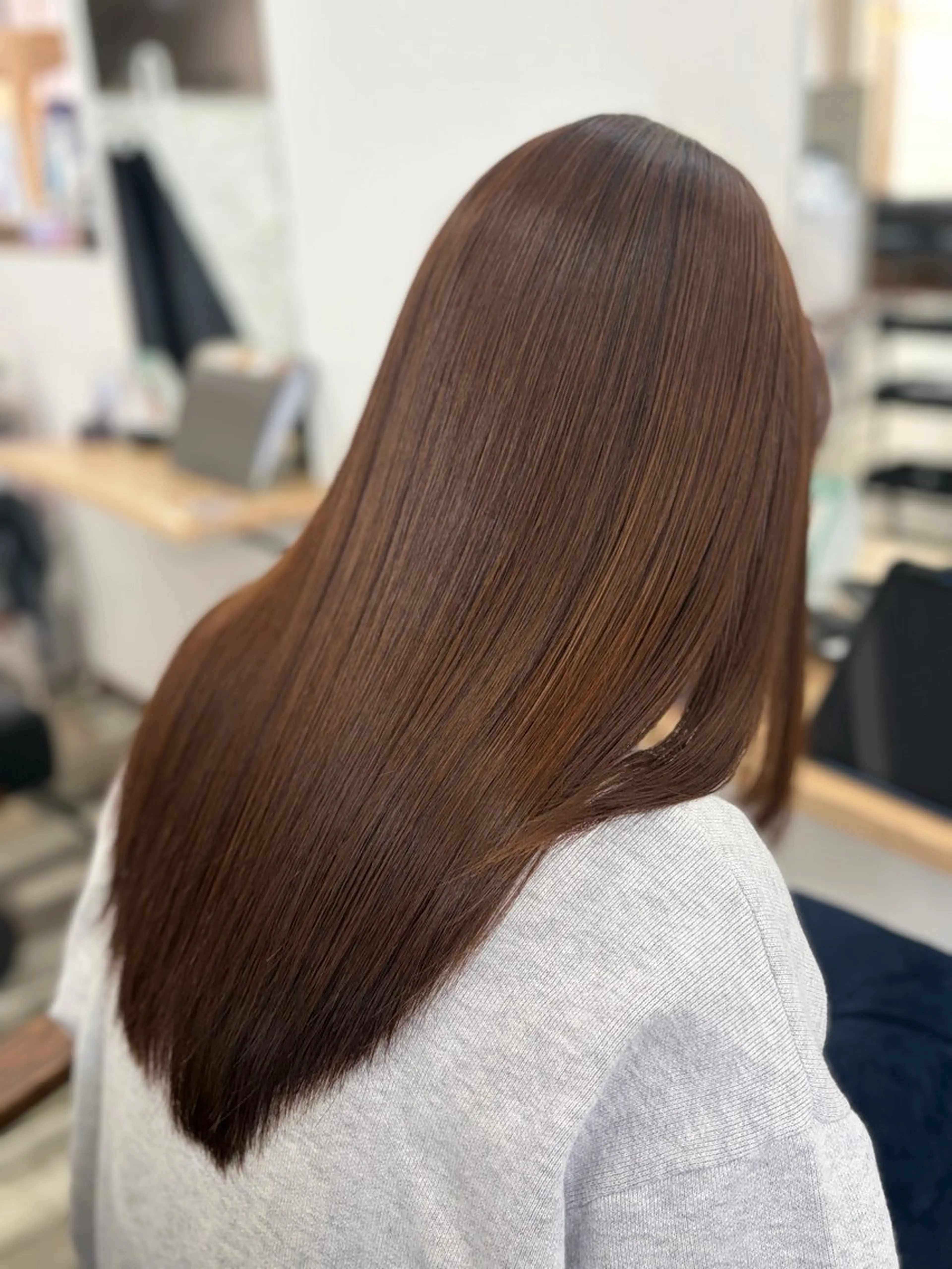 ロング カット 縮毛矯正 トリートメント 小澤 日菜のヘアスタイル