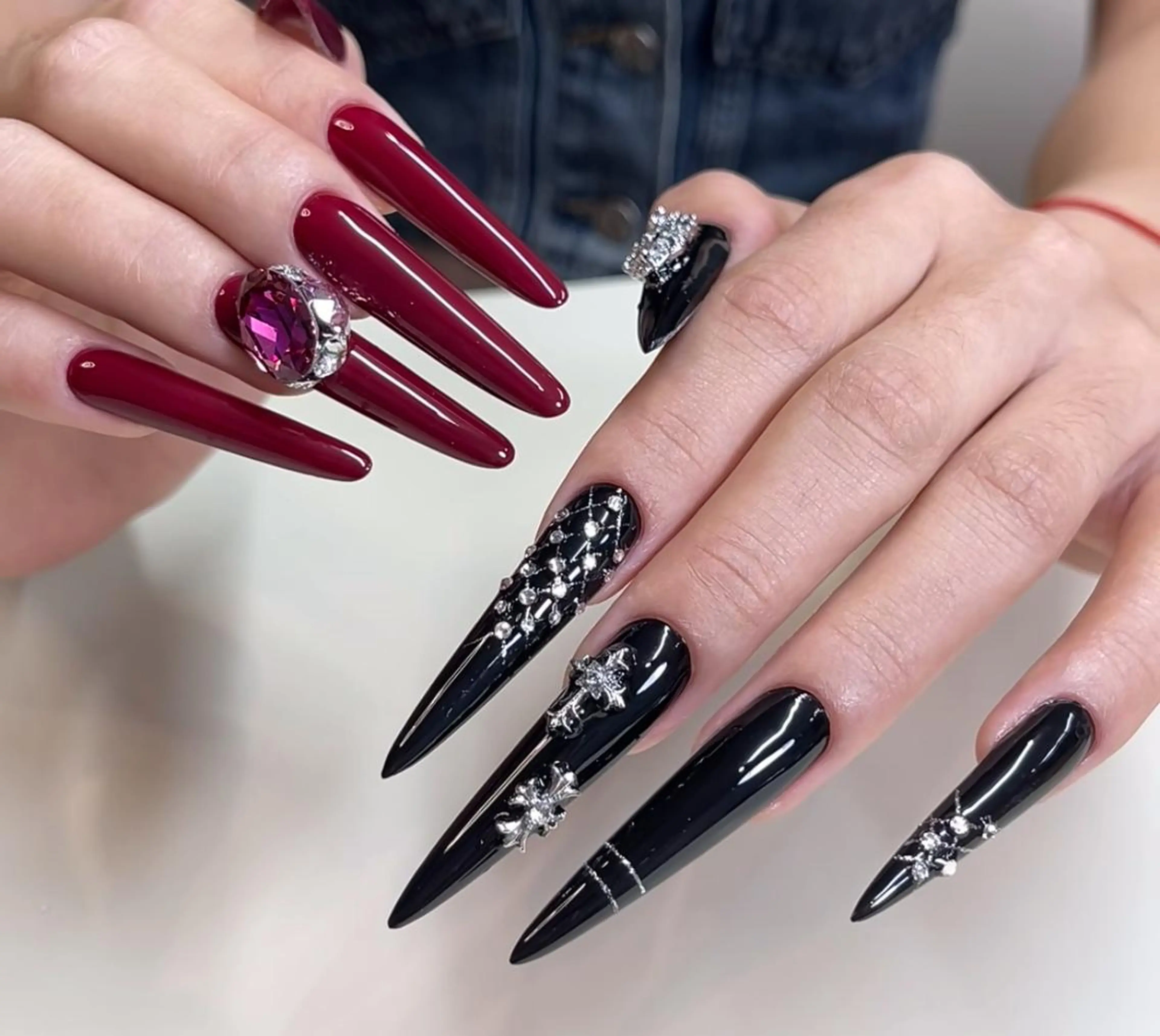 ネイル ハンドネイル 🎀 Ayaka_nailのネイルデザイン