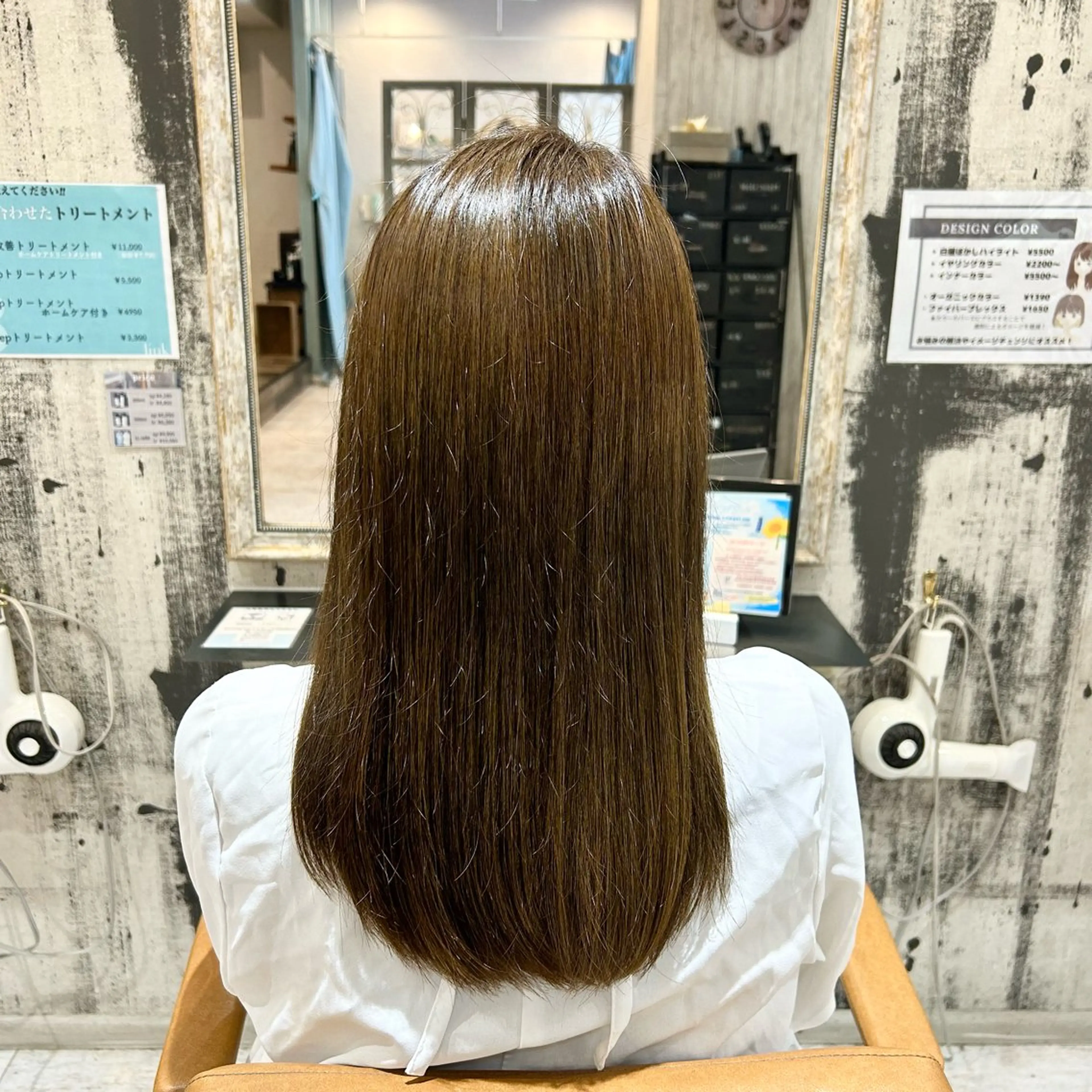 カラー OfHAIR自由が丘WEST店所属・🪐ほそだ ひとみ🪐のマツエク・マツパデザイン