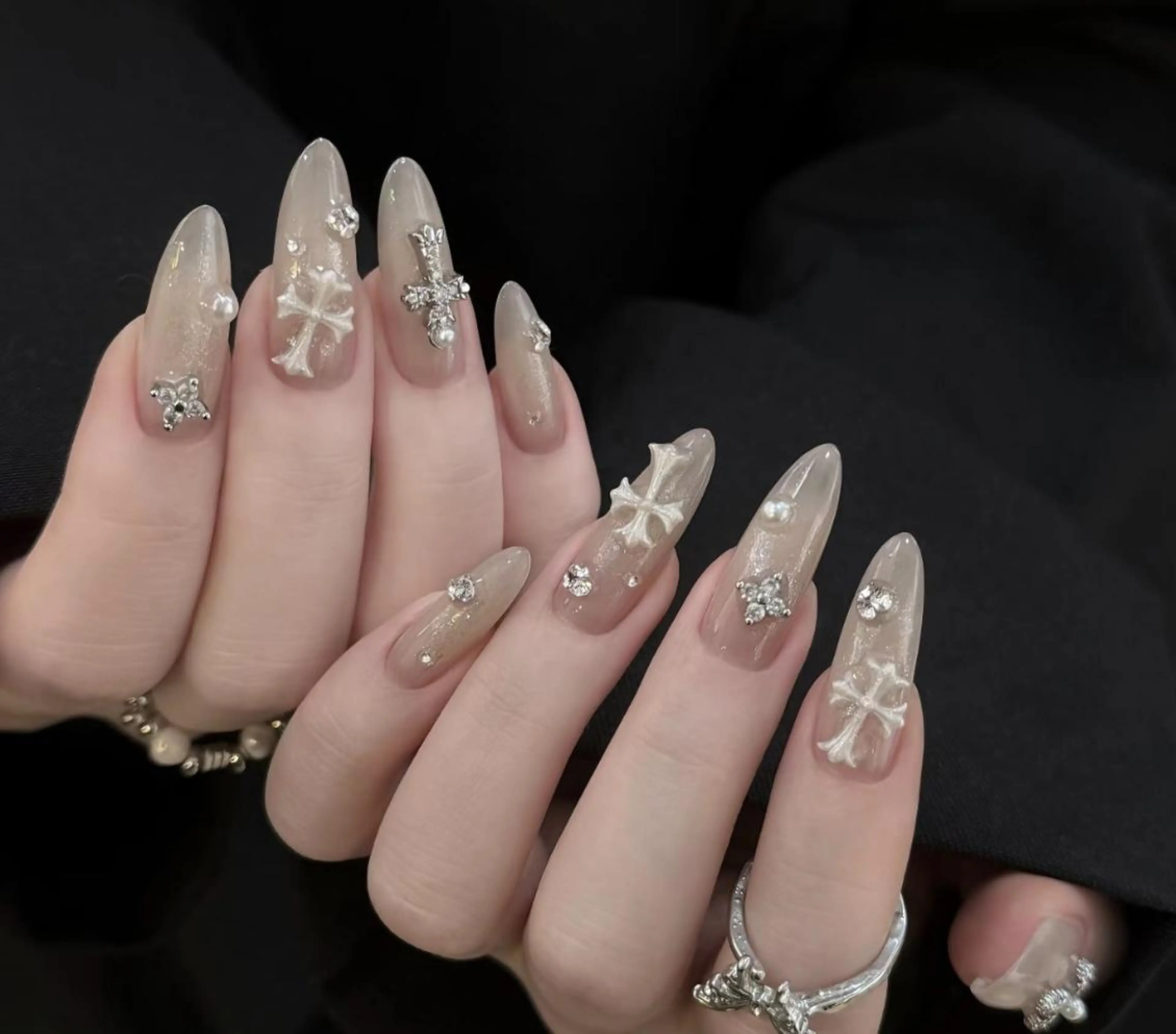 ネイル ハンドネイル ル ルのネイルデザイン