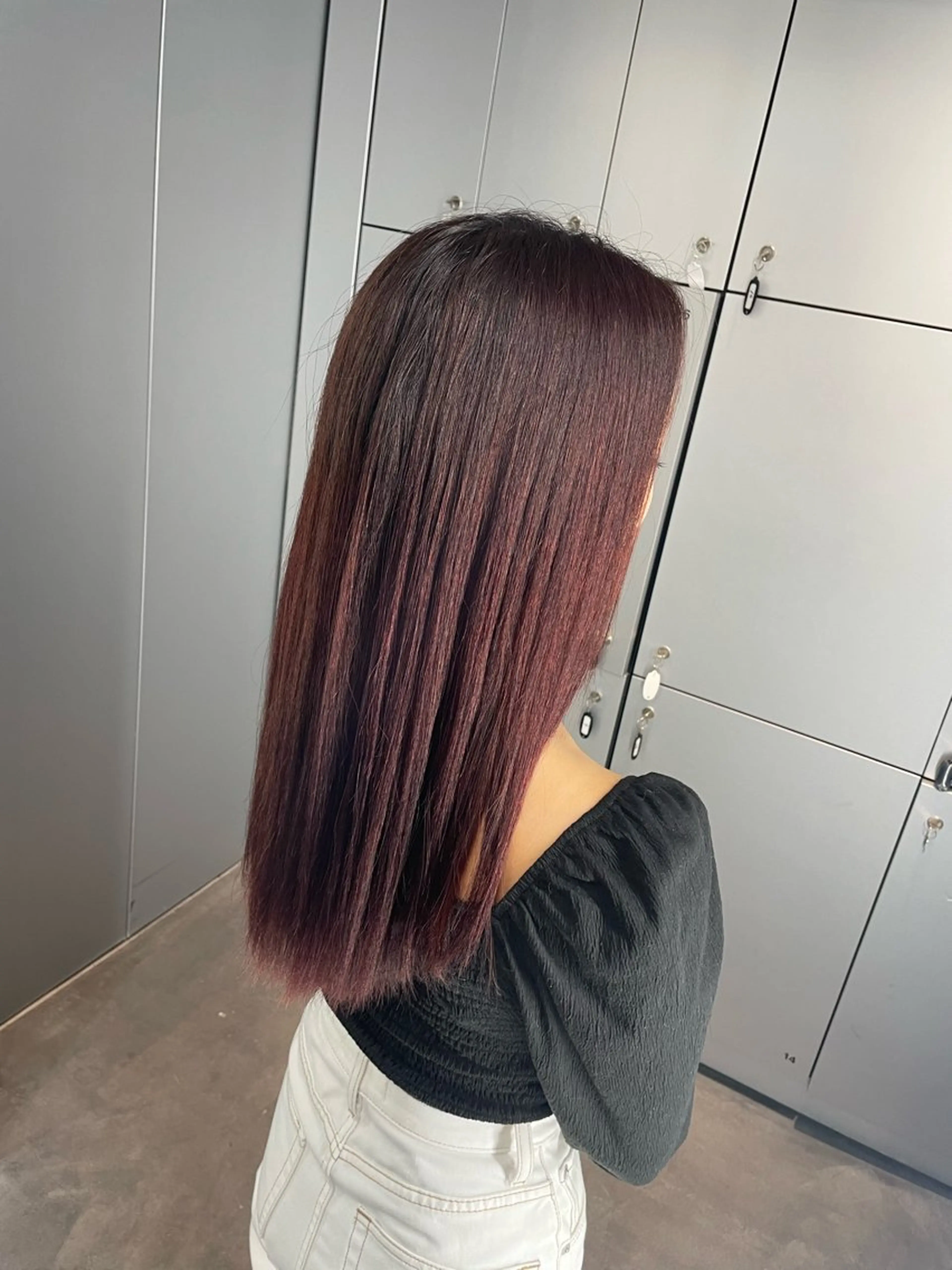 セミロング 渡邉 和喜のヘアスタイル