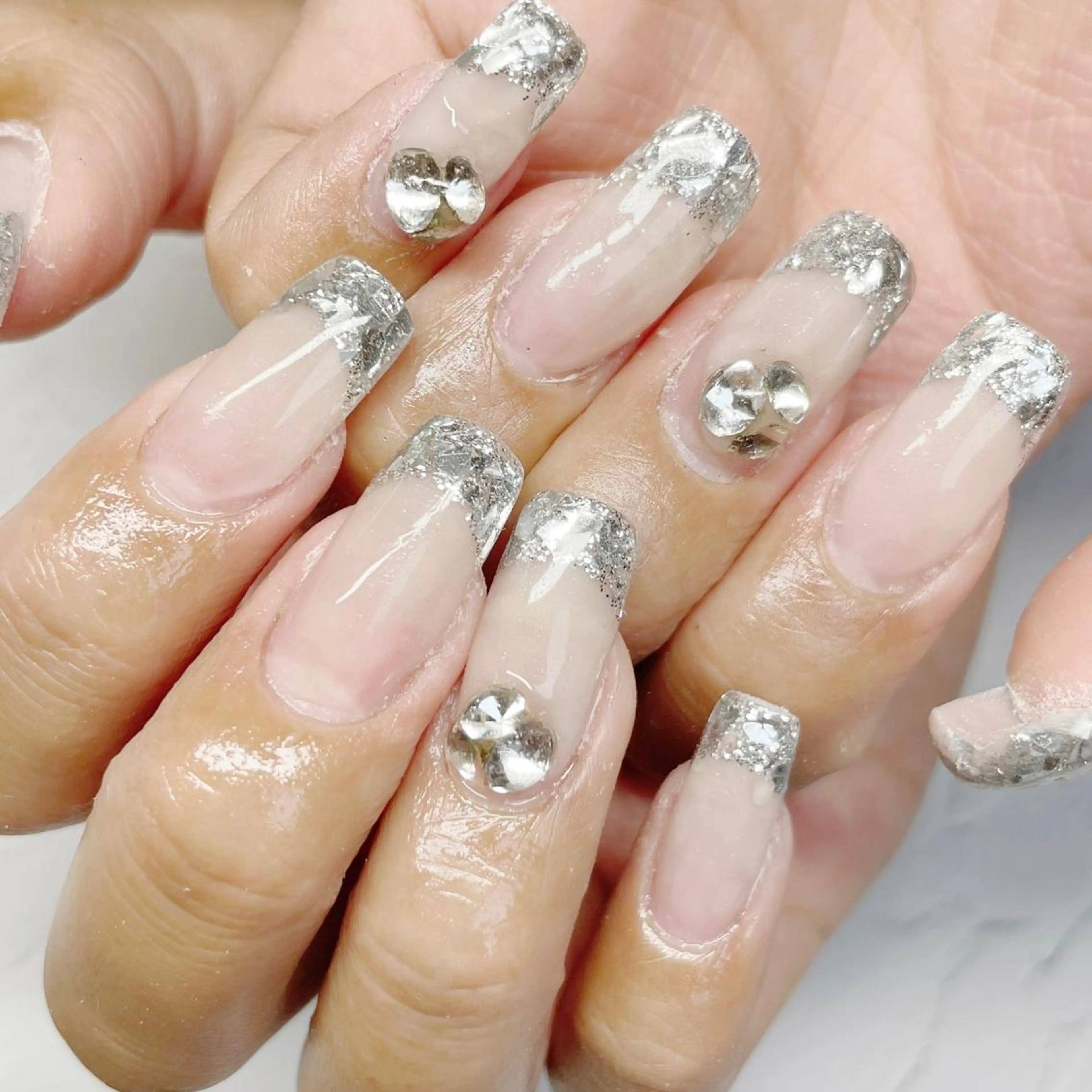 ネイル フレンチネイル ガラスフレンチ ストーンネイル ハンドネイル LaLa Peach 福岡のマツエク・マツパデザイン