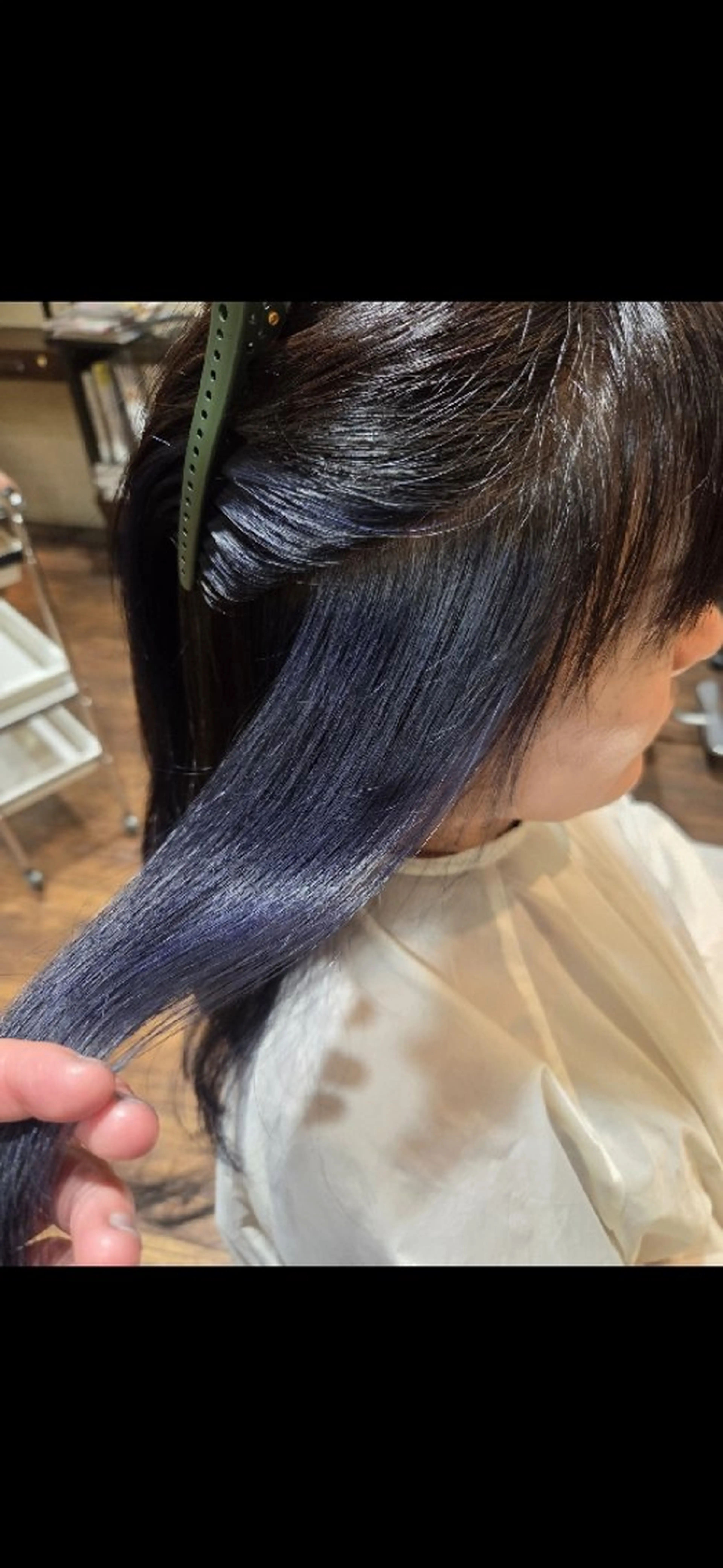 イヤリングカラー꙳⸌♡⸍꙳耳周り(表面のカラー＋1000円)女性の方のみ💎の写真