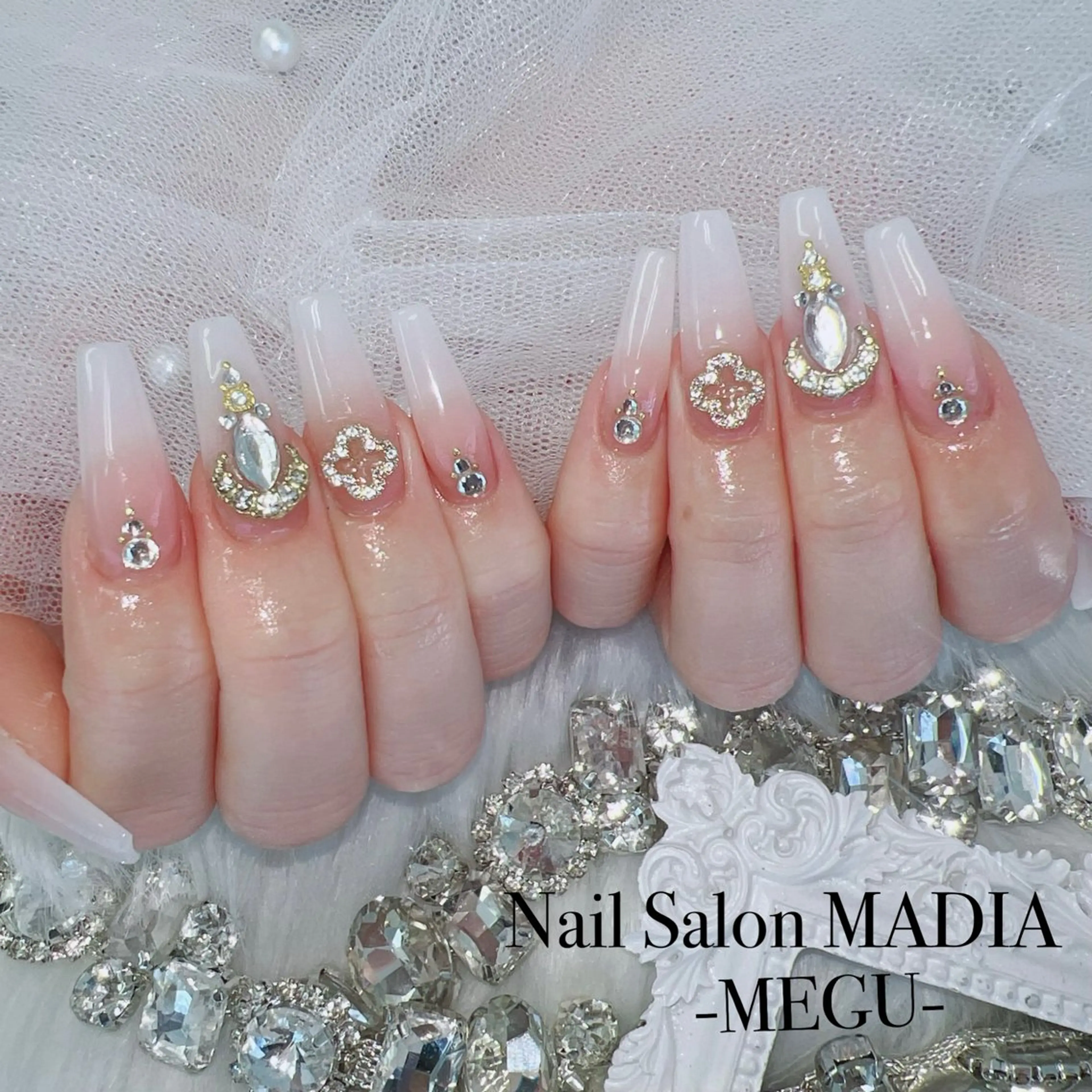 ネイル MADIA藤沢所属・MADIA MEGUのネイルデザイン