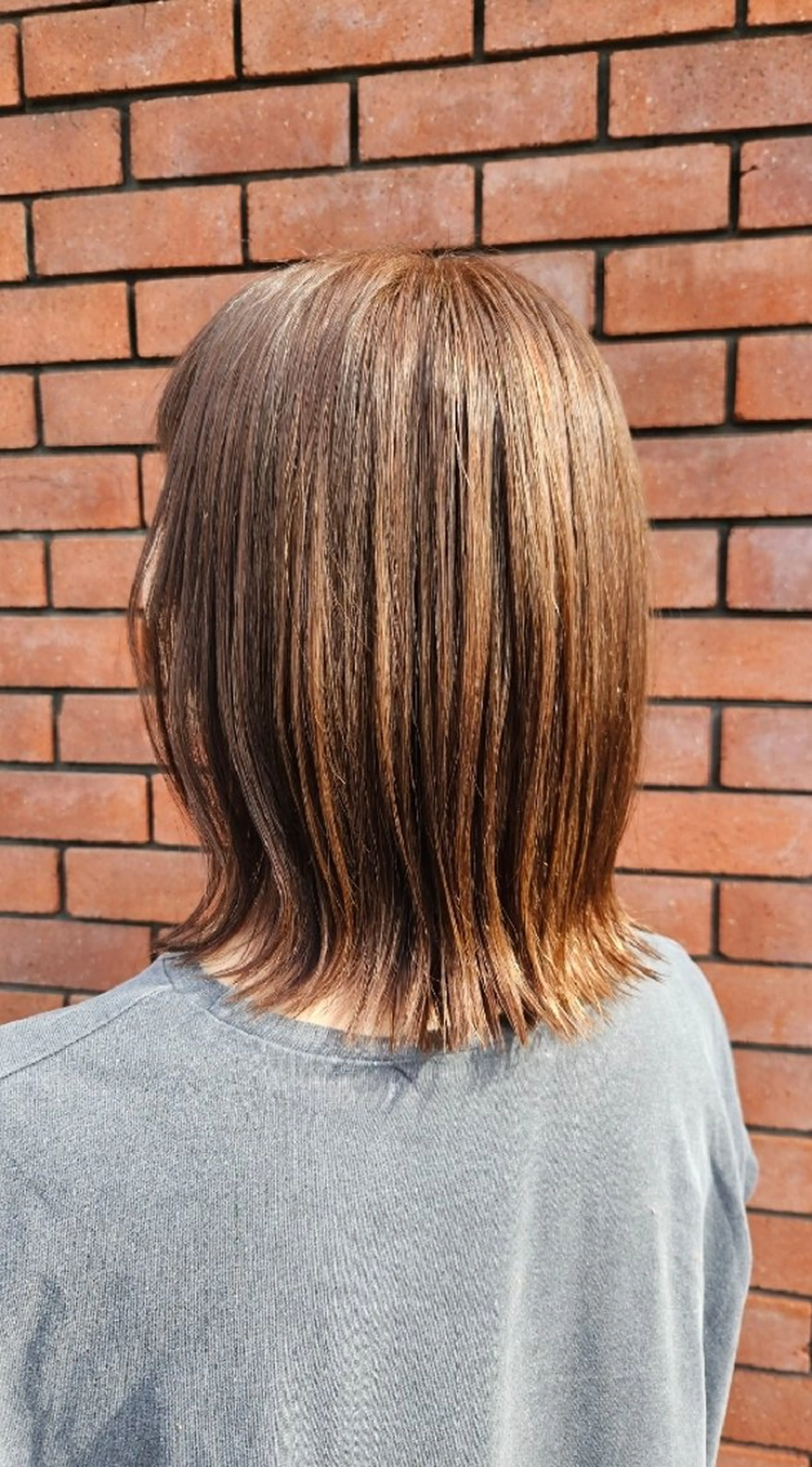 ミディアム カラー ベージュカラー ハイライトカラー ハイライト カット ヘアカラー トリートメント LOOP所属・西院・西京極LOOP mayuのマツエク・マツパデザイン