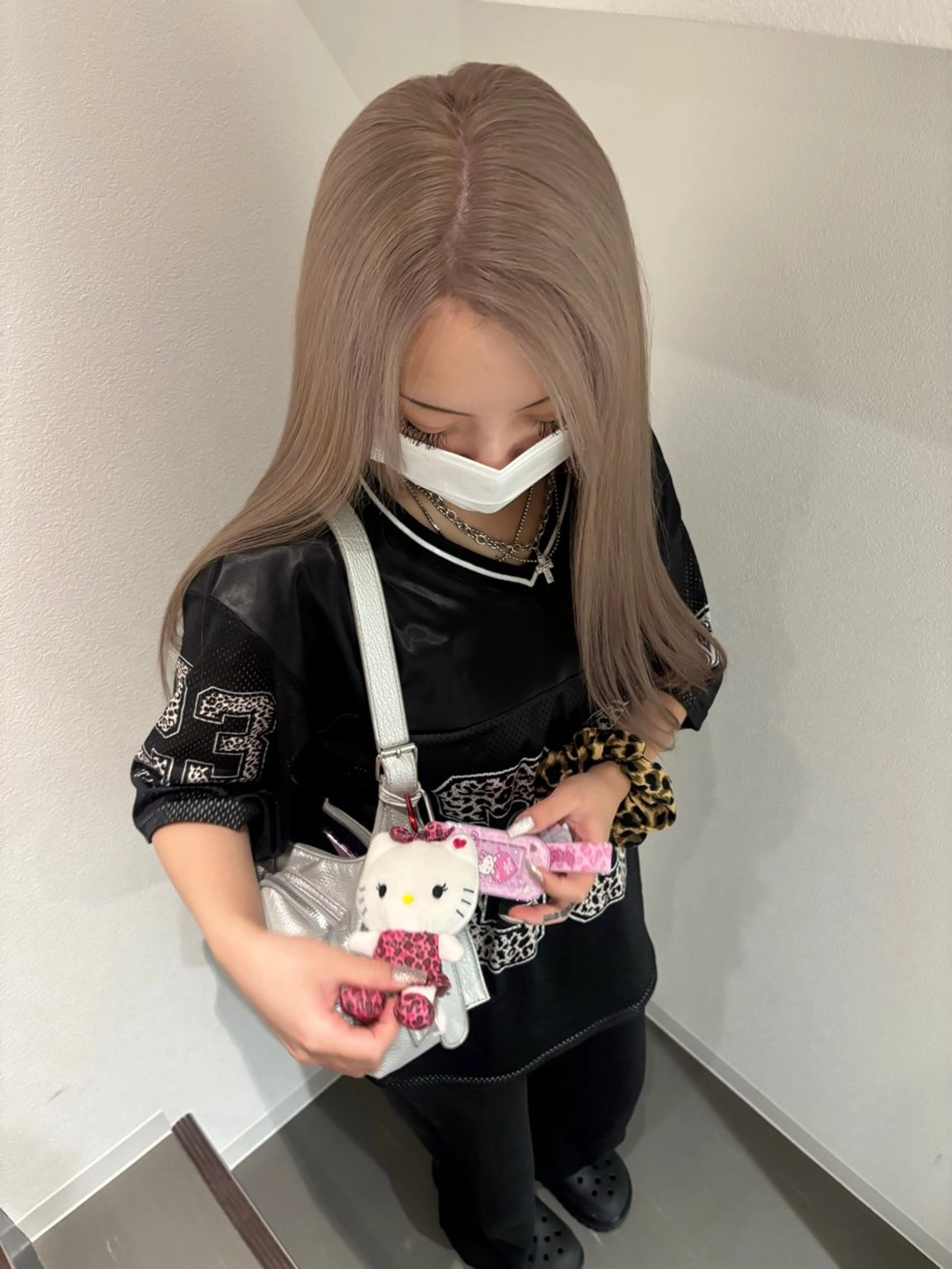 ロング カラー ベージュカラー ミルクティーベージュ ヘアカラー トリートメント MONIQA sakae所属・hina/ハイトーン /ピンクカラー🎀のヘアスタイル