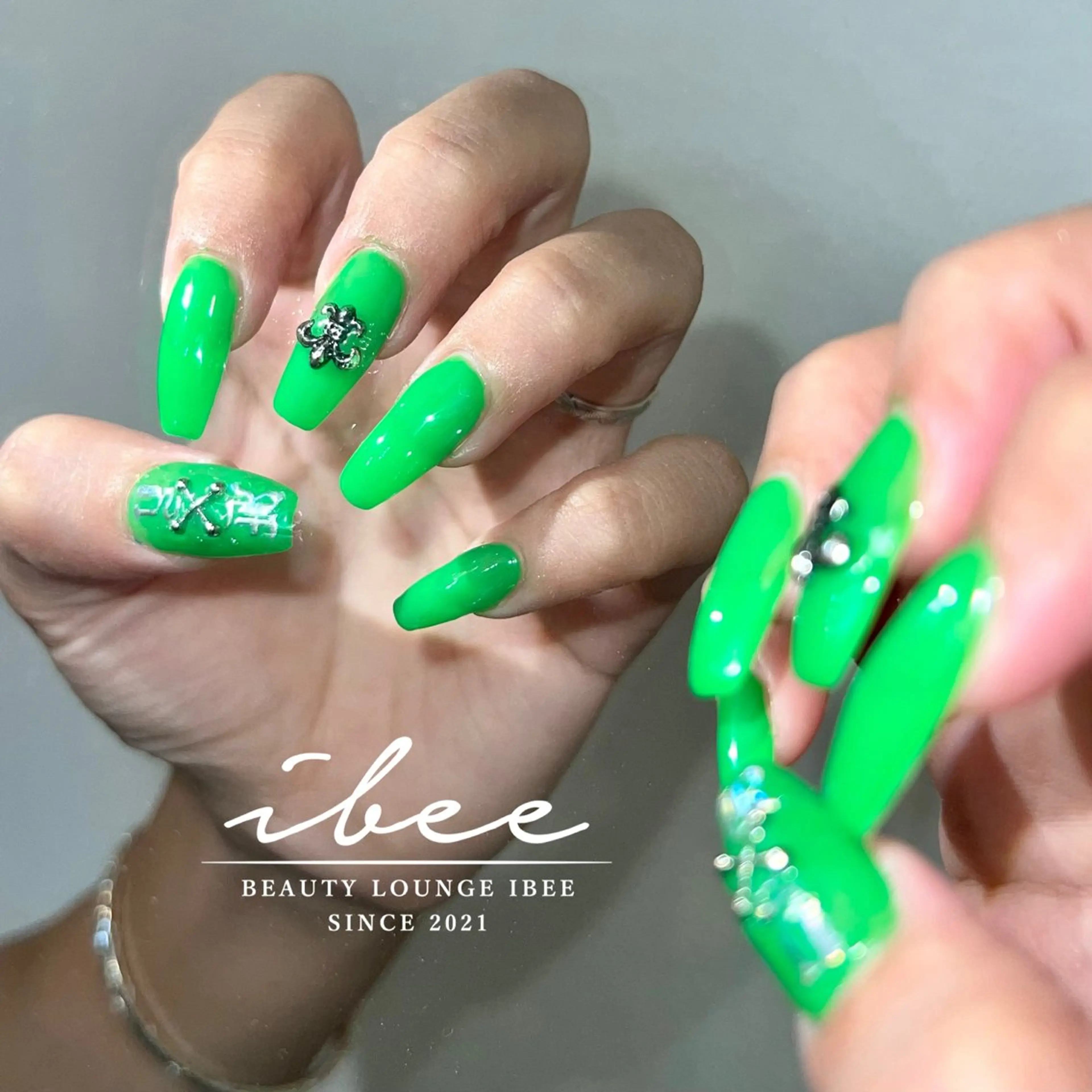 ネイル ハンドネイル ibee nail 🤍yumiのネイルデザイン