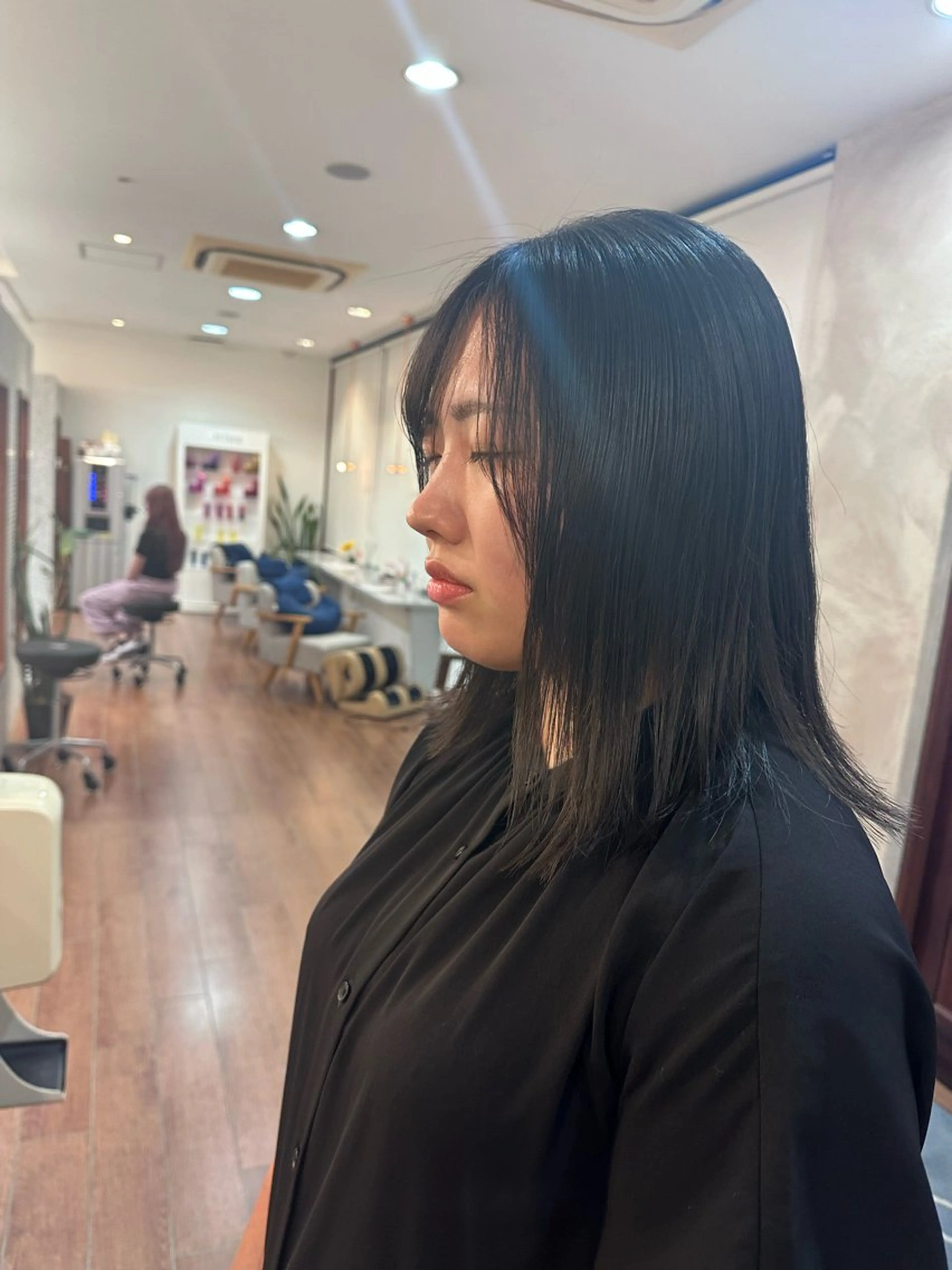 ミディアム ボブ knot所属・石井 麻鈴のヘアスタイル