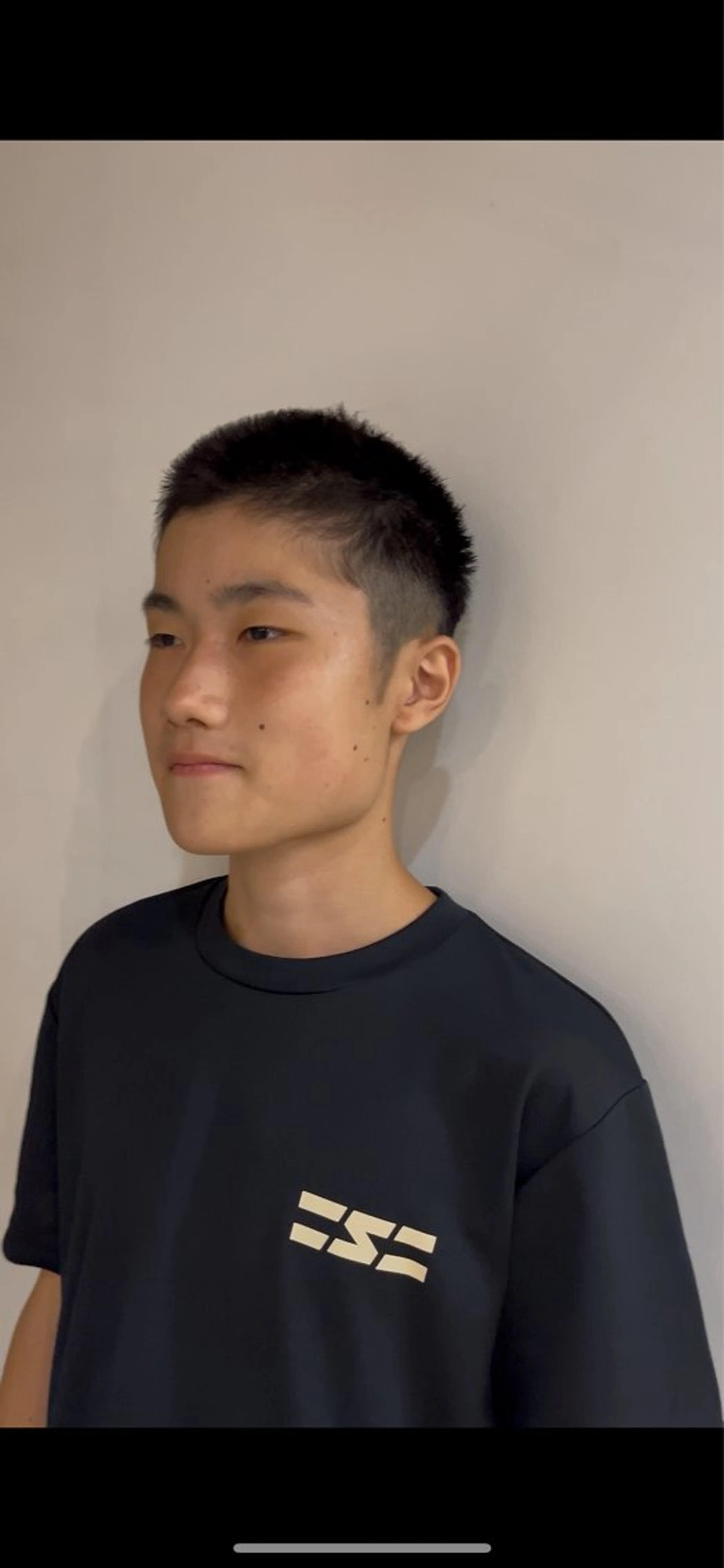 ショート メンズ 戸井 悠斗のヘアスタイル
