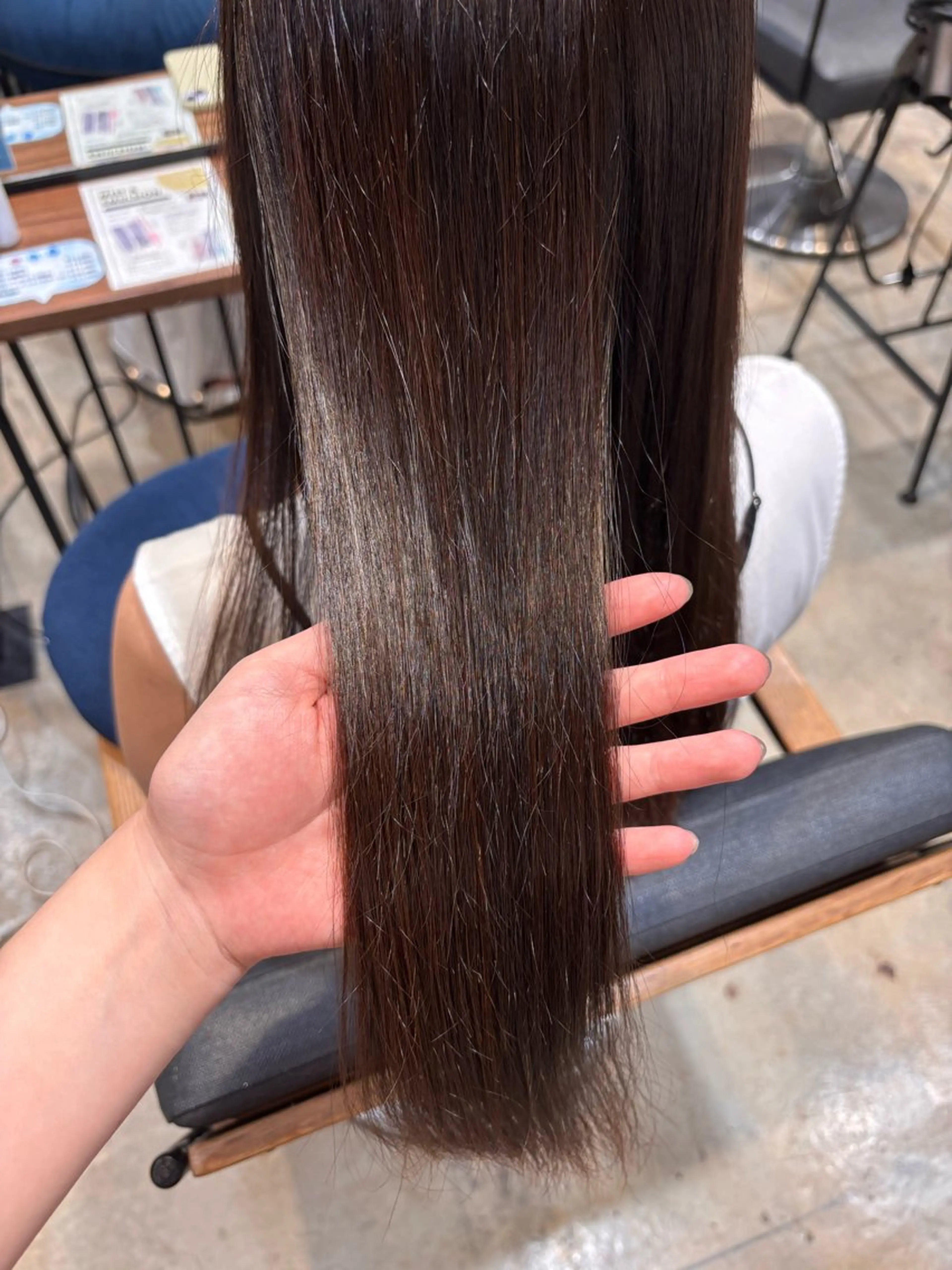 ロング カラー 阿部 史奈のヘアスタイル
